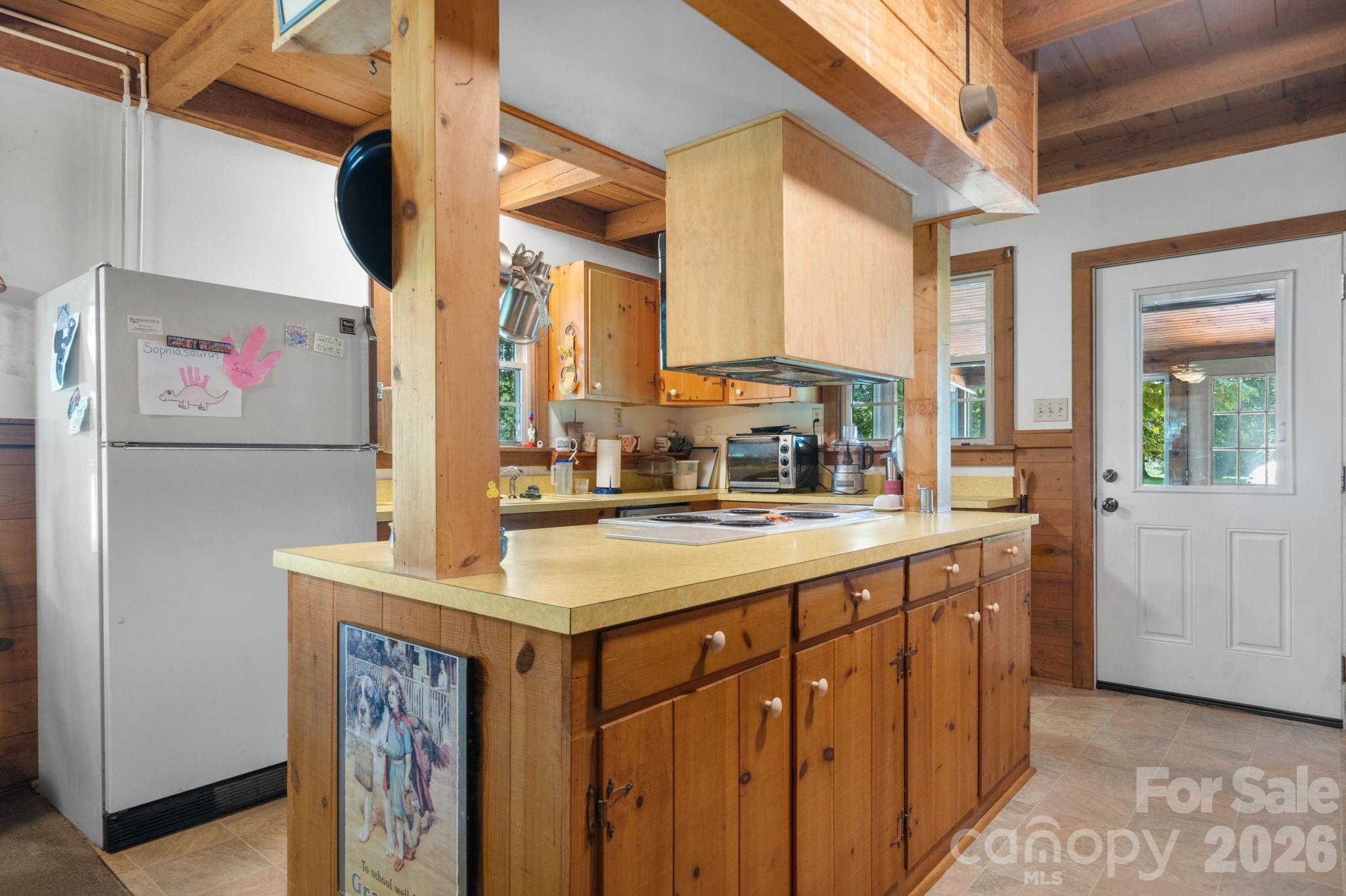 Single Family Residence at 2097 Hermit Trail, Newton, photo 12 of 48
