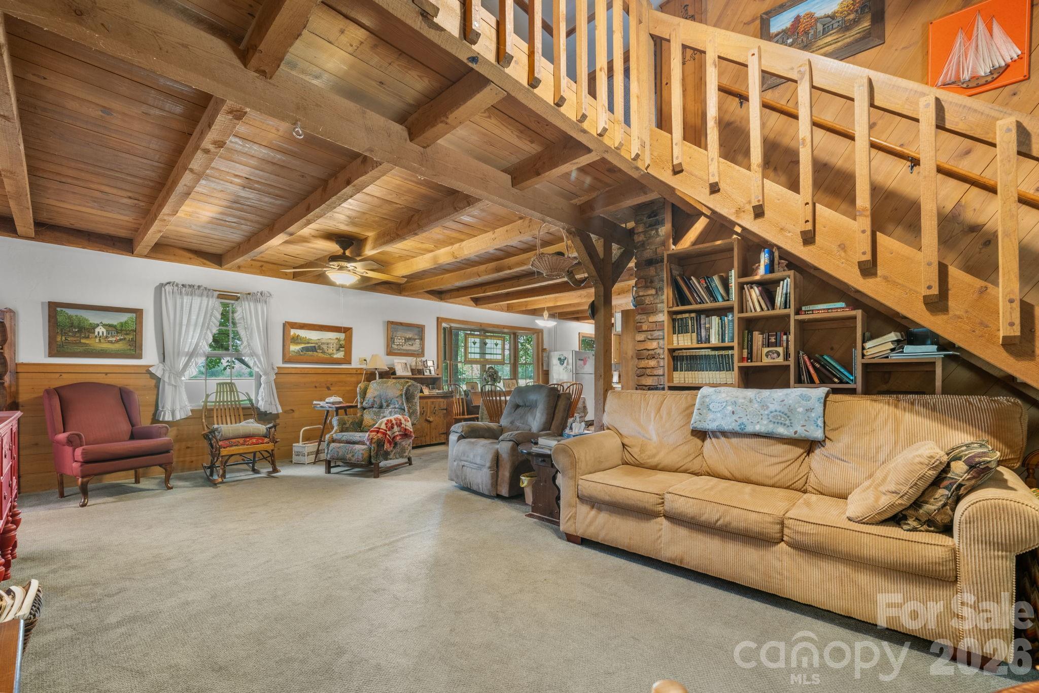 Single Family Residence at 2097 Hermit Trail, Newton, photo 16 of 48