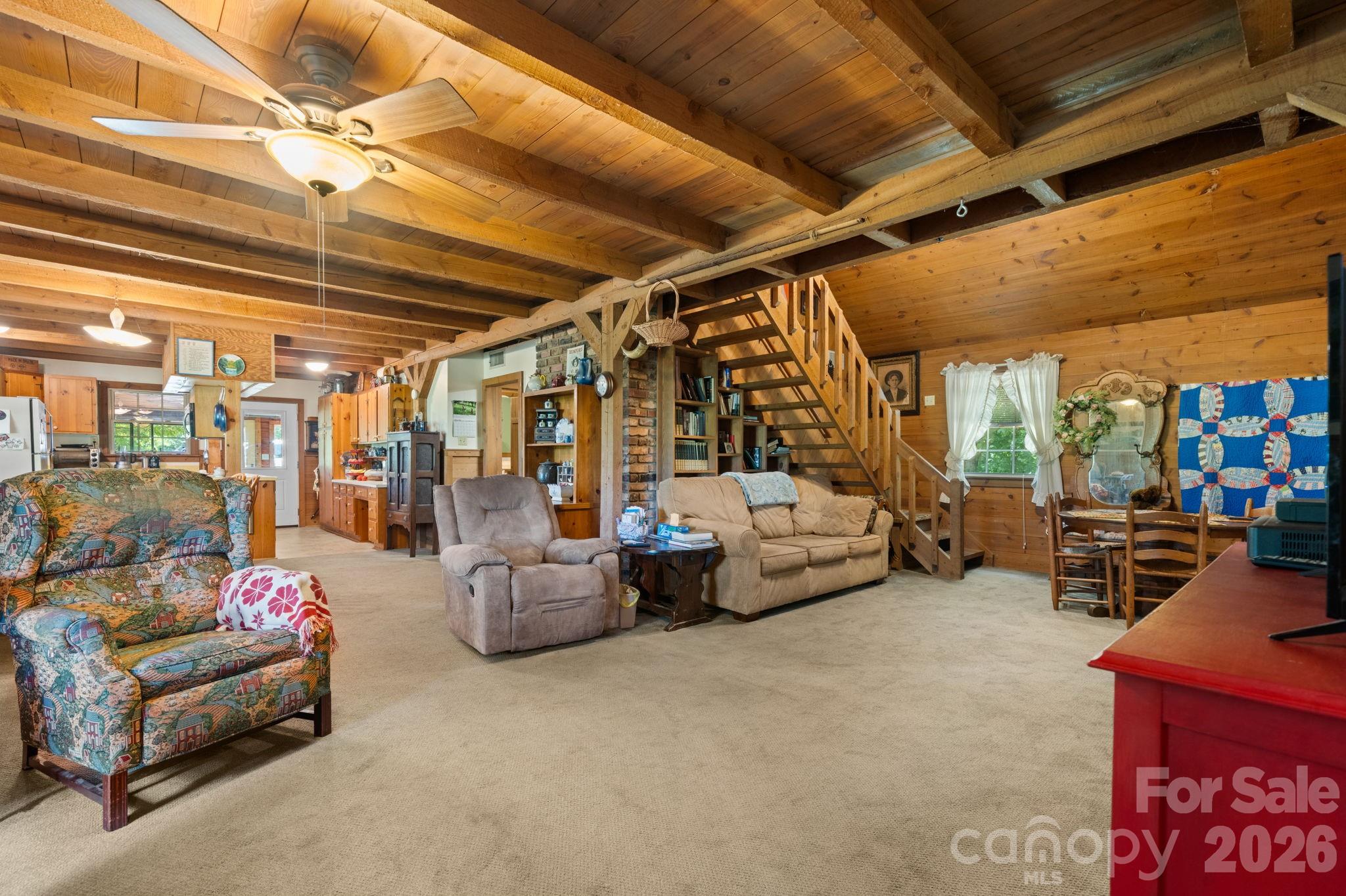 Single Family Residence at 2097 Hermit Trail, Newton, photo 19 of 48