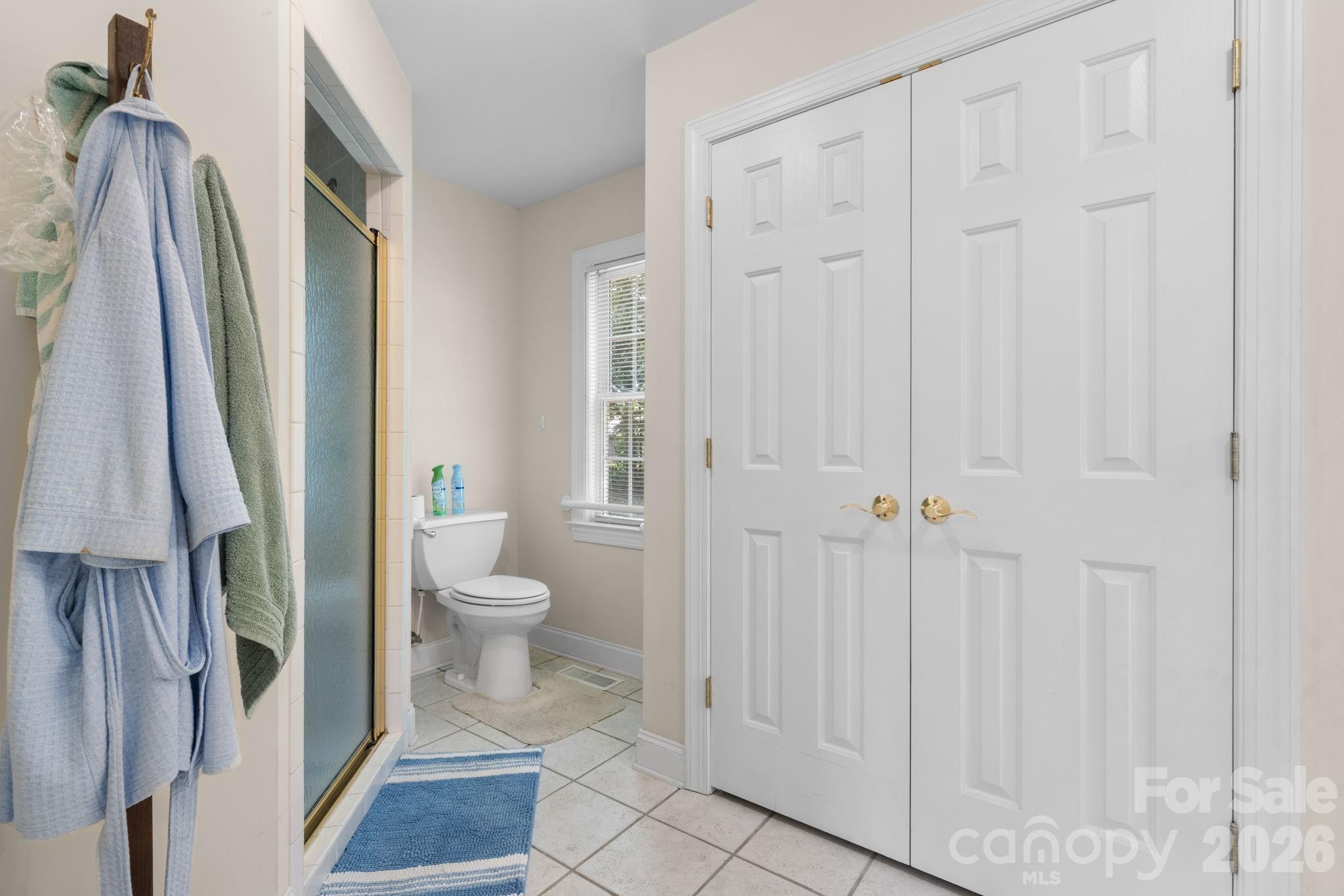 Single Family Residence at 2097 Hermit Trail, Newton, photo 25 of 48