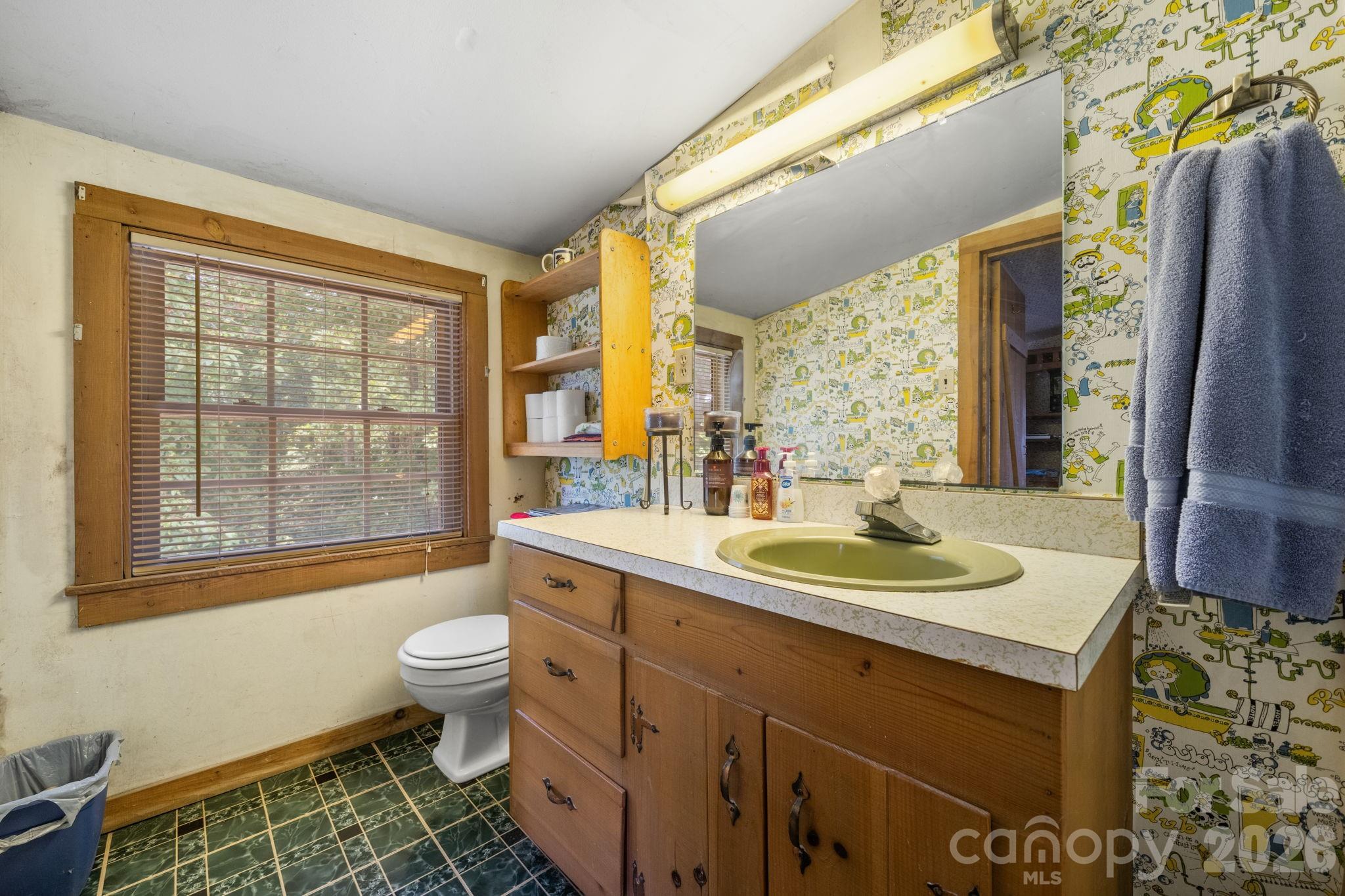 Single Family Residence at 2097 Hermit Trail, Newton, photo 29 of 48
