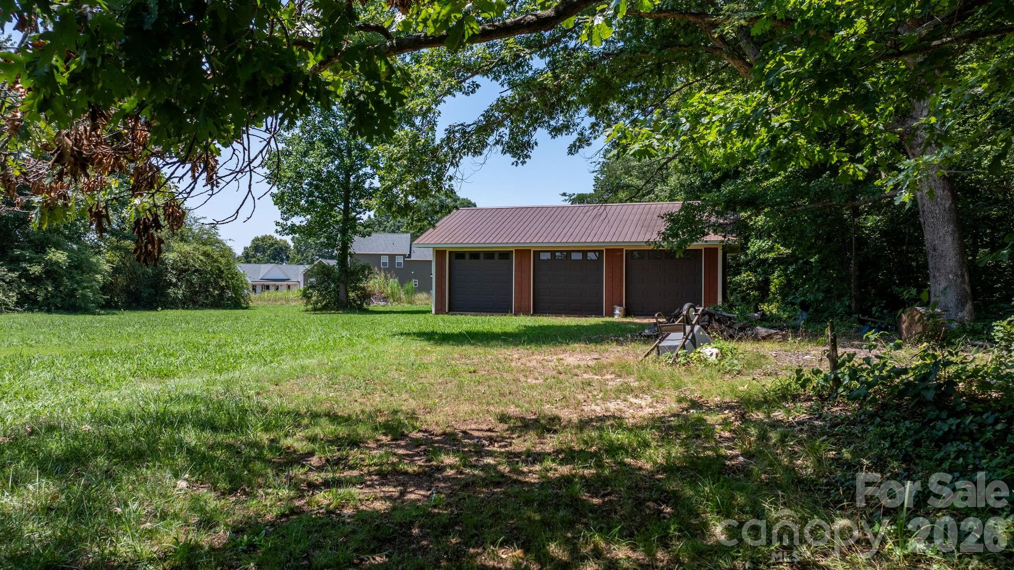 Single Family Residence at 2097 Hermit Trail, Newton, photo 35 of 48