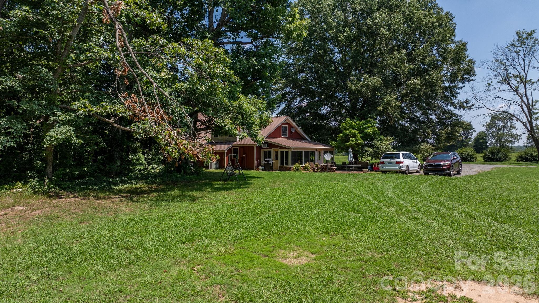 Single Family Residence at 2097 Hermit Trail, Newton, photo 42 of 48