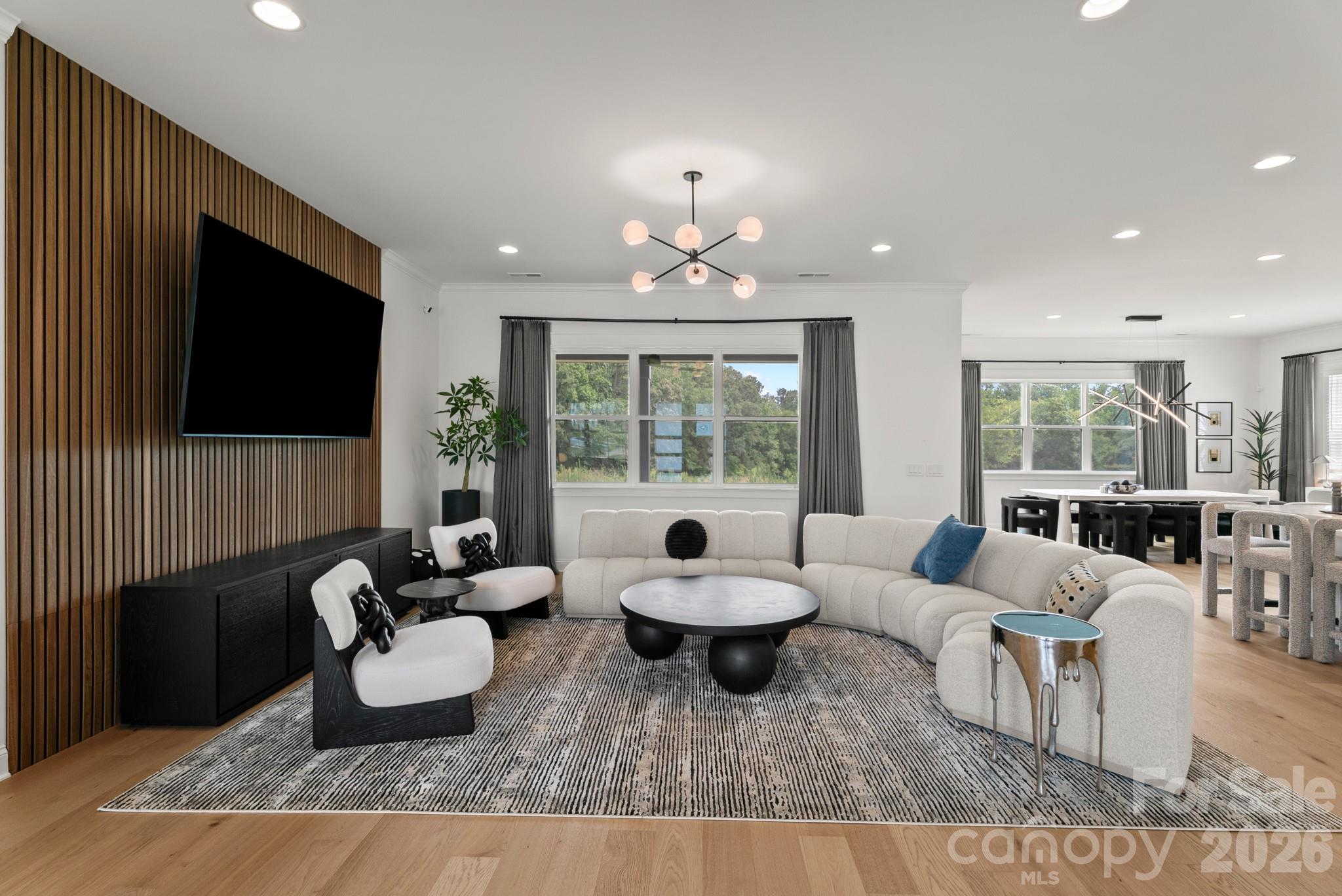 Spacious Living Room - 13944 Roosevelt Grove Drive, Huntersville
