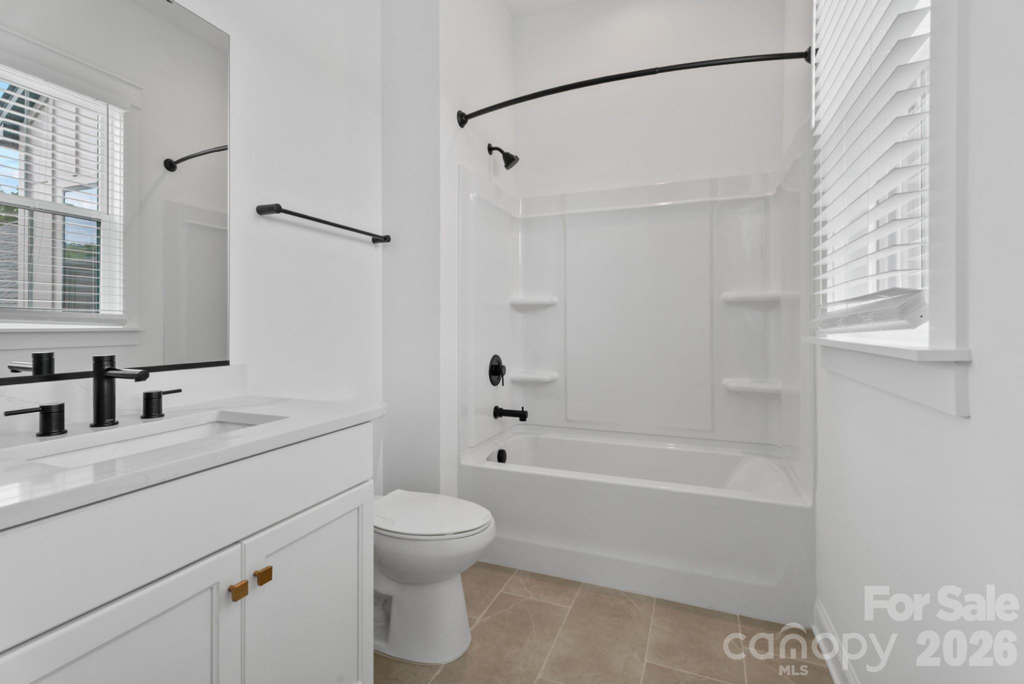 2nd Level Hall Bathroom - 13944 Roosevelt Grove Drive, Huntersville
