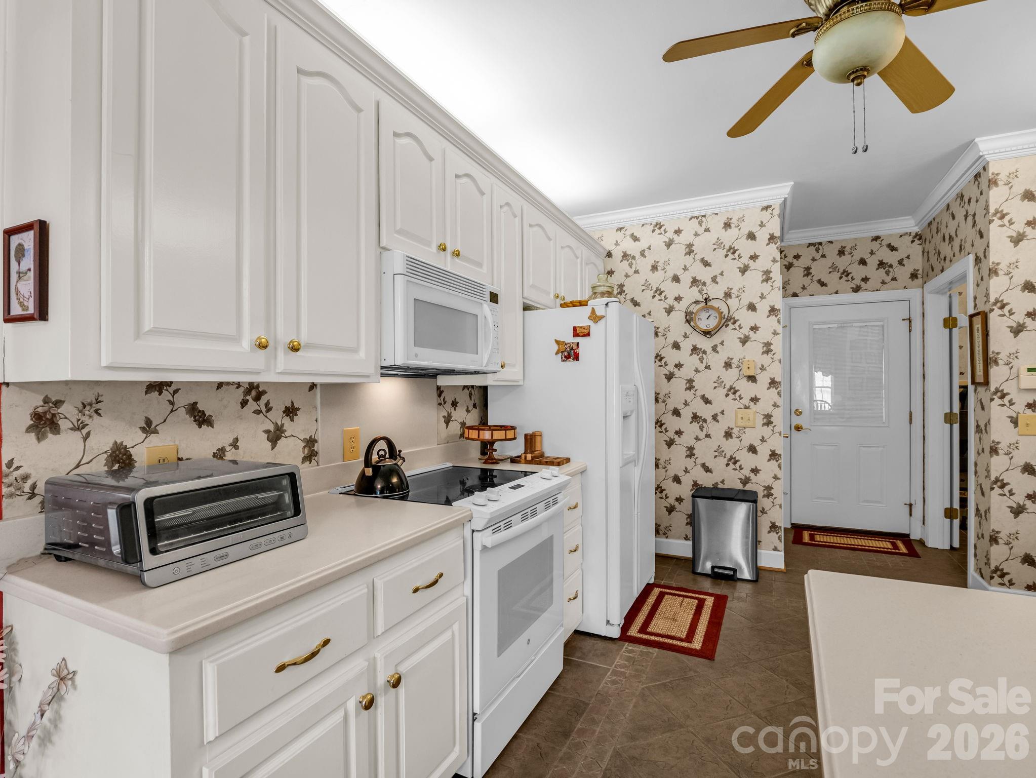 Single Family Residence at 343 Countryside Drive, Forest City, photo 15 of 47