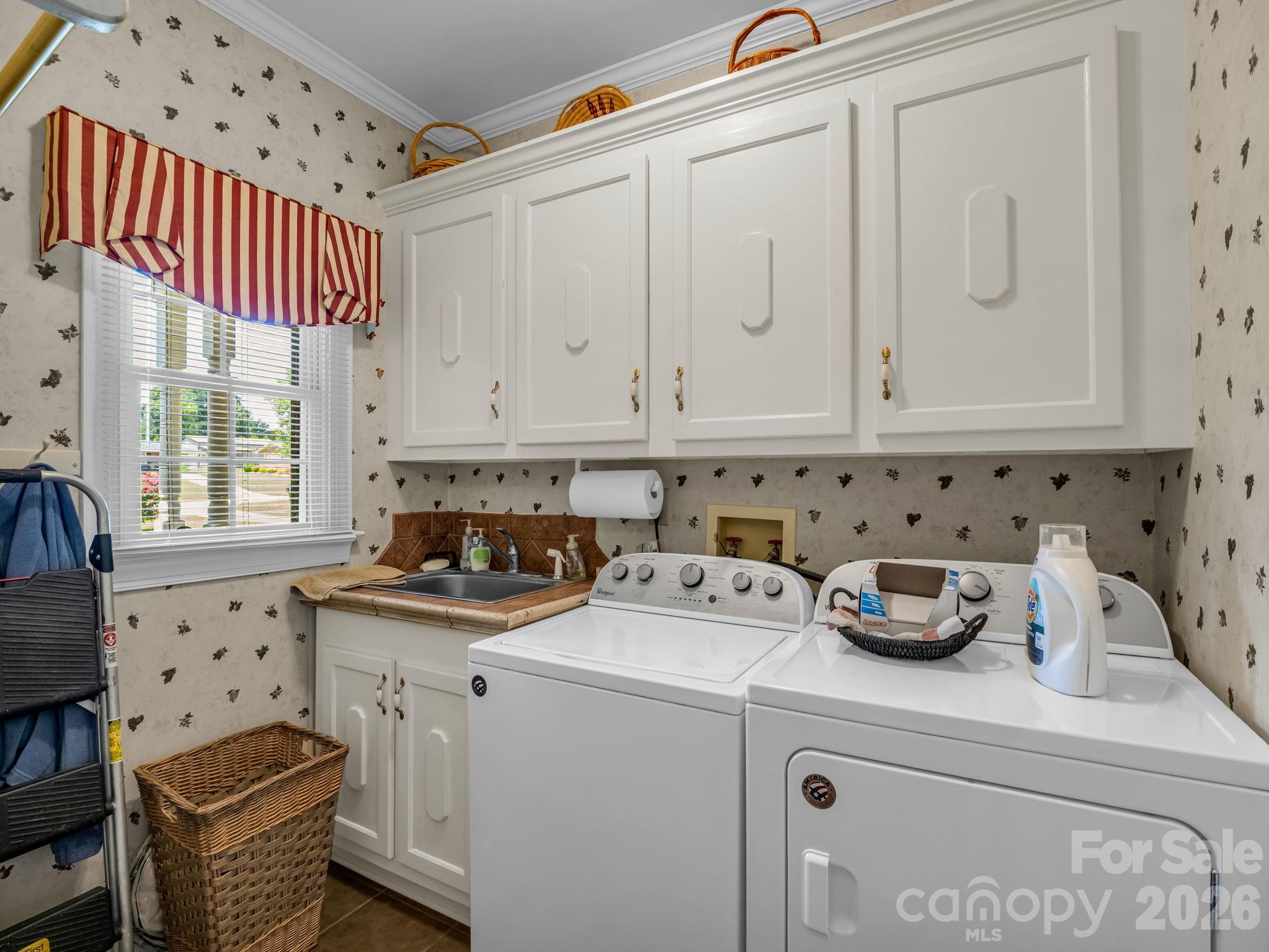Single Family Residence at 343 Countryside Drive, Forest City, photo 17 of 47