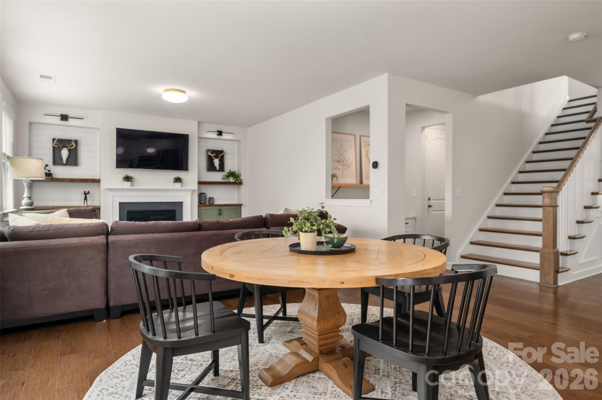 Single Family Residence at 438 Sandbar Point, Clover, photo 11 of 48