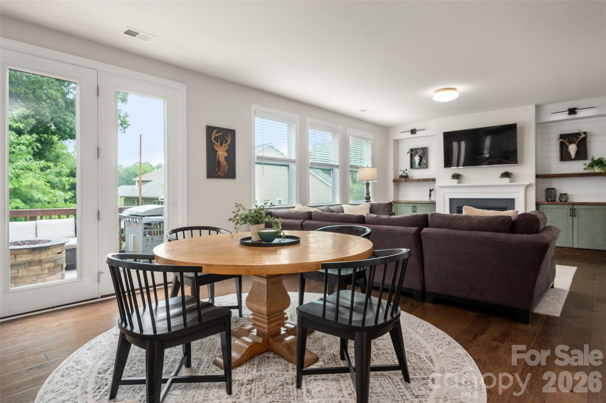 Single Family Residence at 438 Sandbar Point, Clover, photo 29 of 48