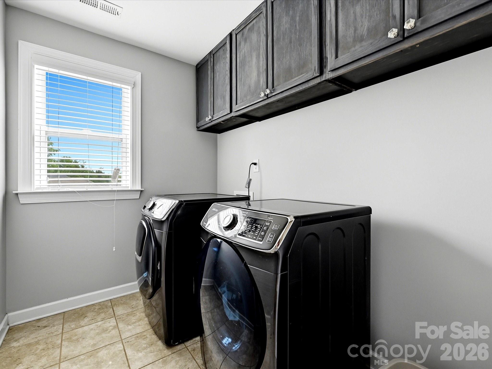 Single Family Residence at 2657 Cheverny Place, Concord, photo 33 of 37