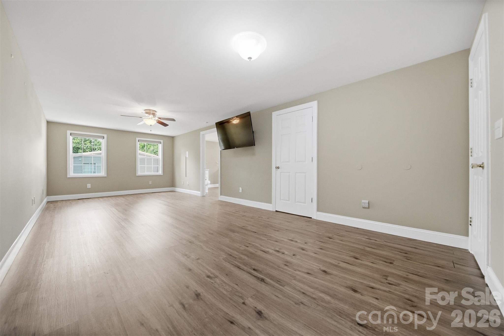 Single Family Residence at 4520 Lake Drive, Sherrills Ford, photo 20 of 42