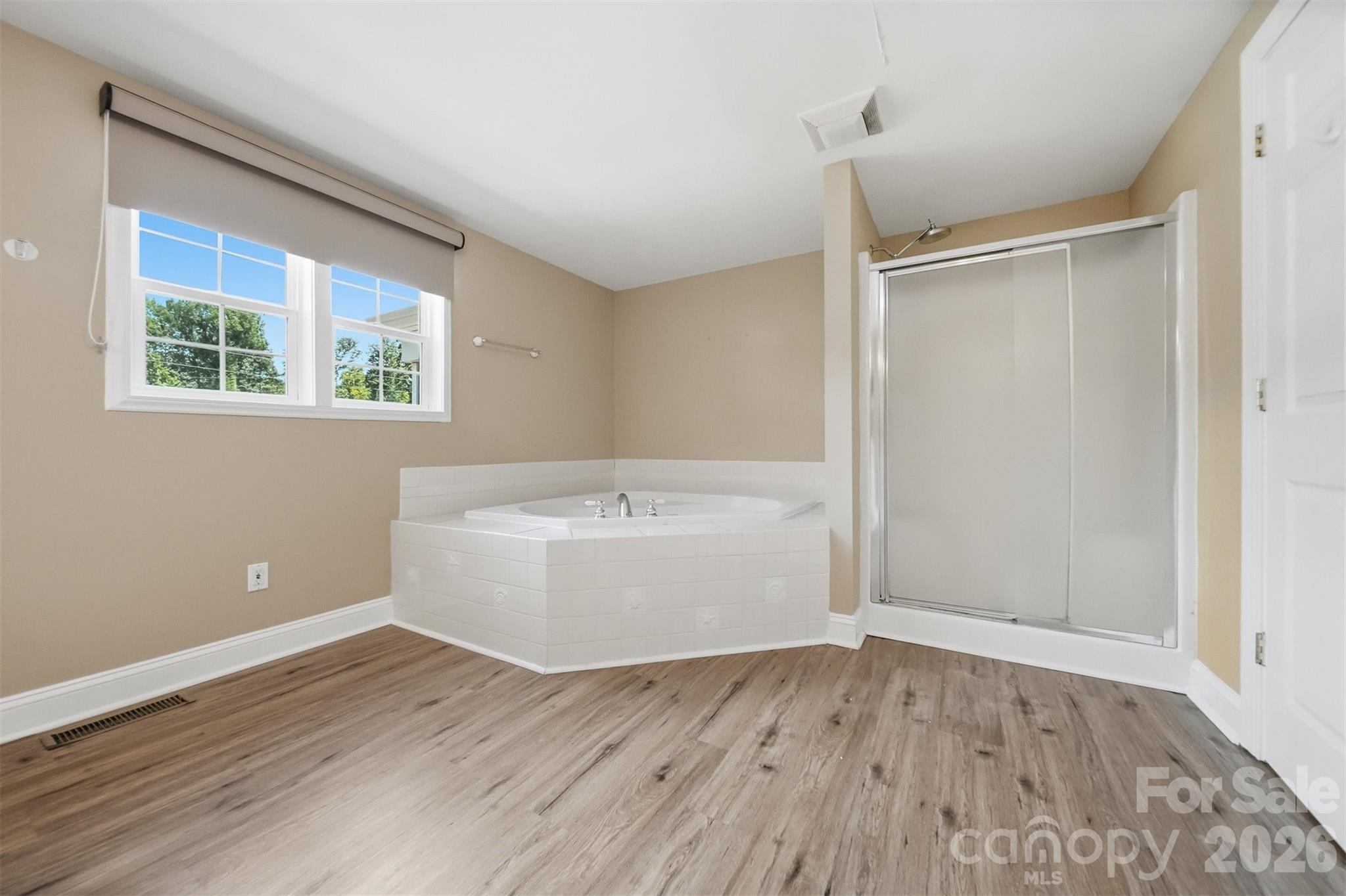 Single Family Residence at 4520 Lake Drive, Sherrills Ford, photo 24 of 42