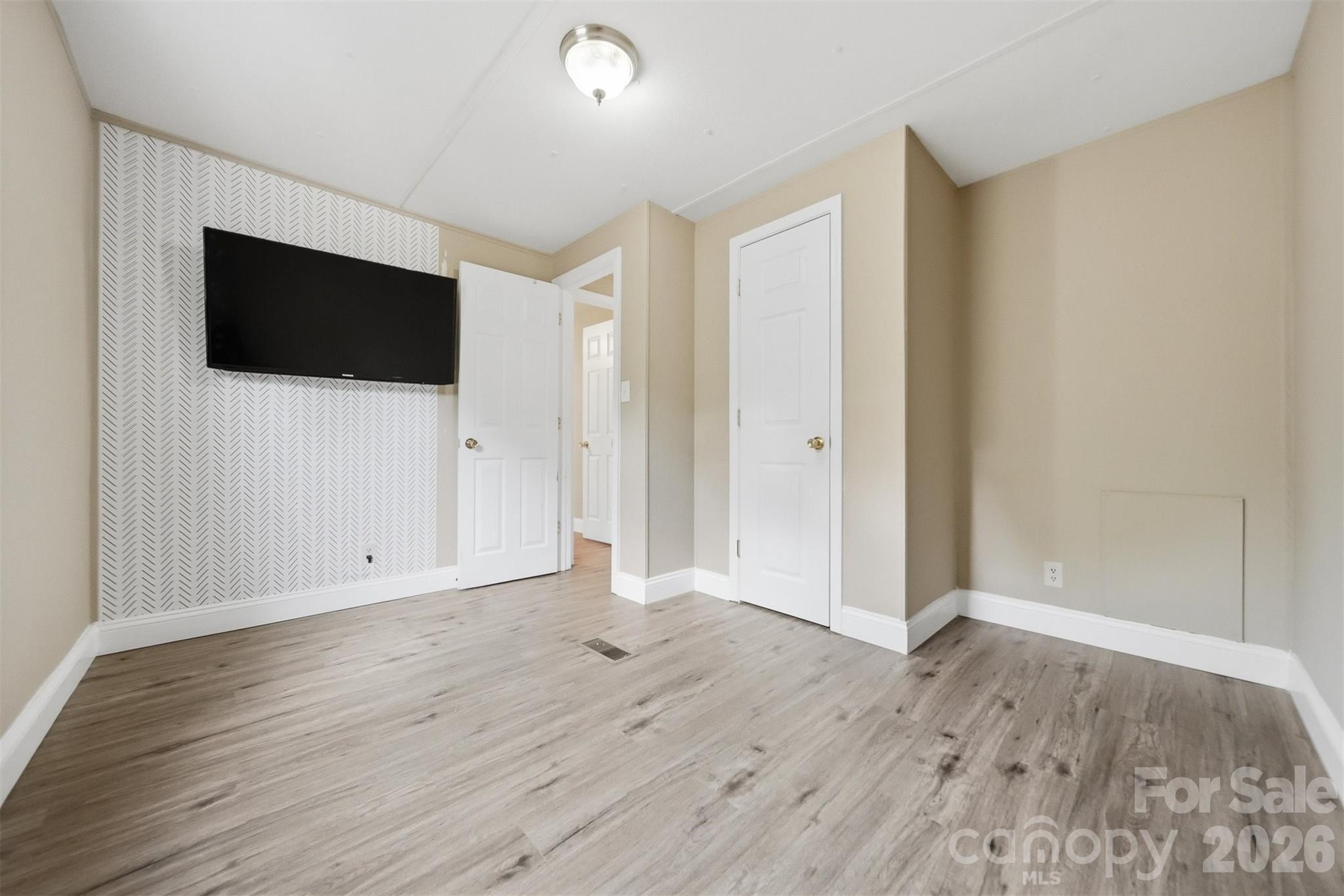 Single Family Residence at 4520 Lake Drive, Sherrills Ford, photo 26 of 42