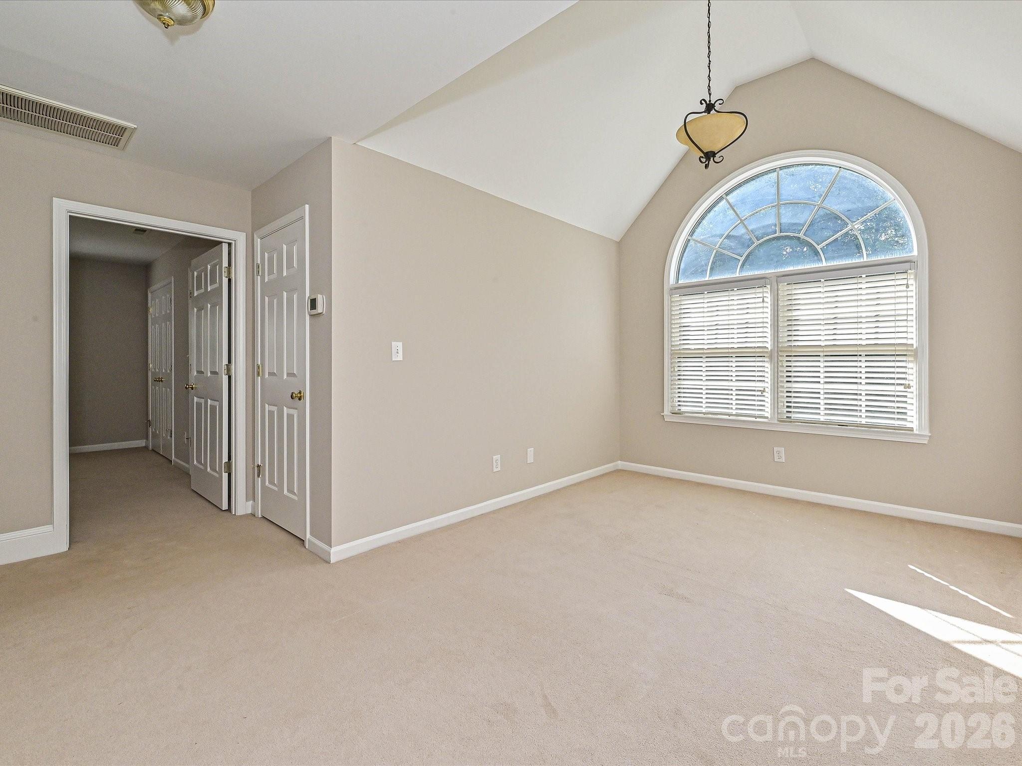 Sitting Room between bedrooms - 2354 Perry Road, Denver