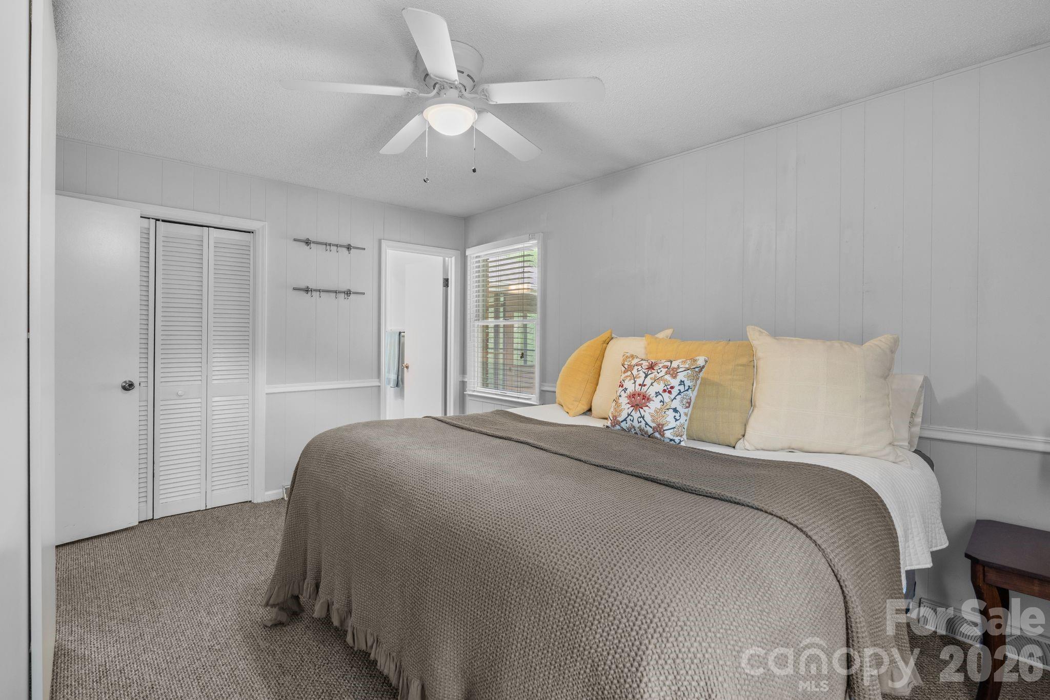 Single Family Residence at 44 Green Drive, Waynesville, photo 11 of 48