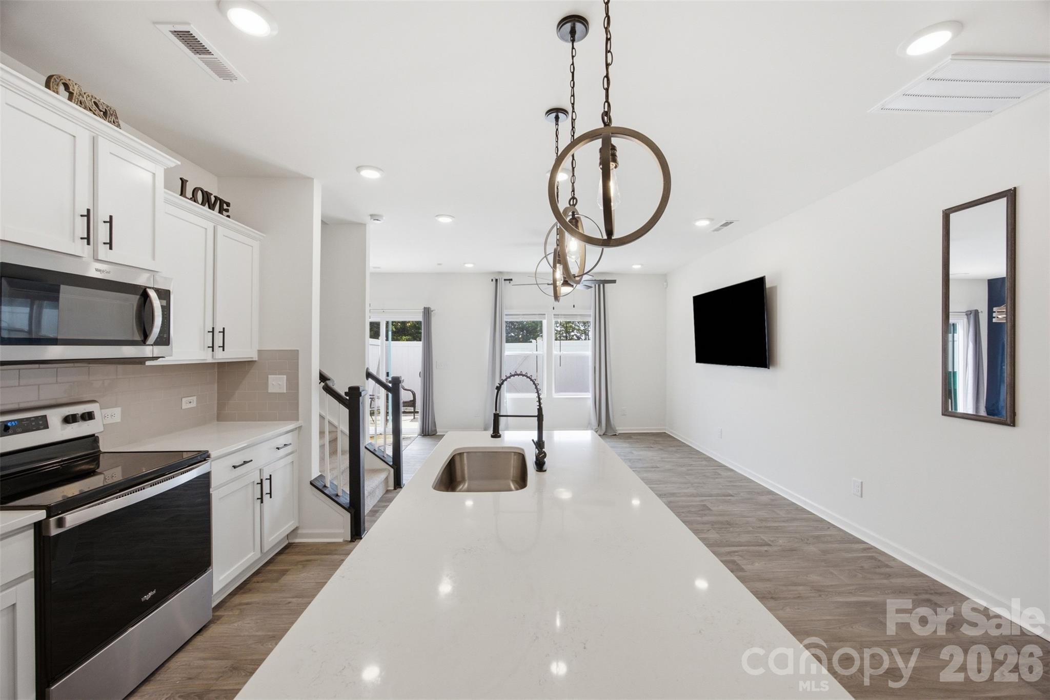 Townhouse at 2037 Crooked Oak Lane, York, photo 12 of 38
