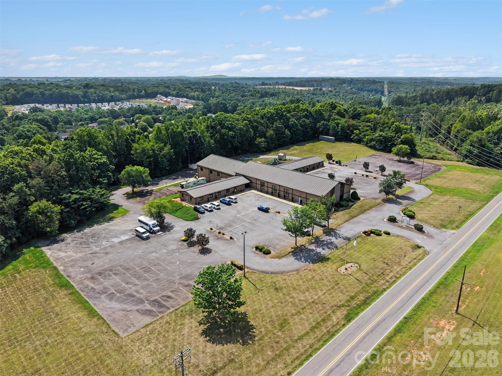 Special Purpose at 1855 6th Street SE, Hickory, photo 5 of 46