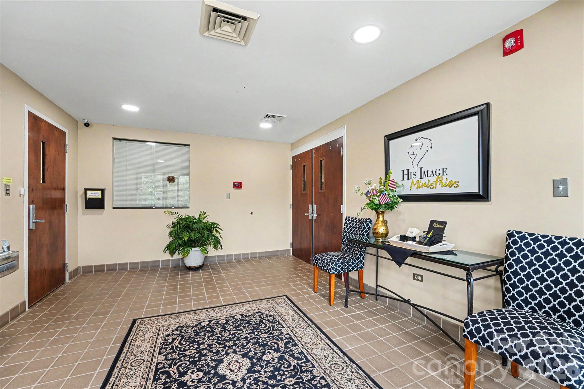 Special Purpose at 1855 6th Street SE, Hickory, photo 14 of 46