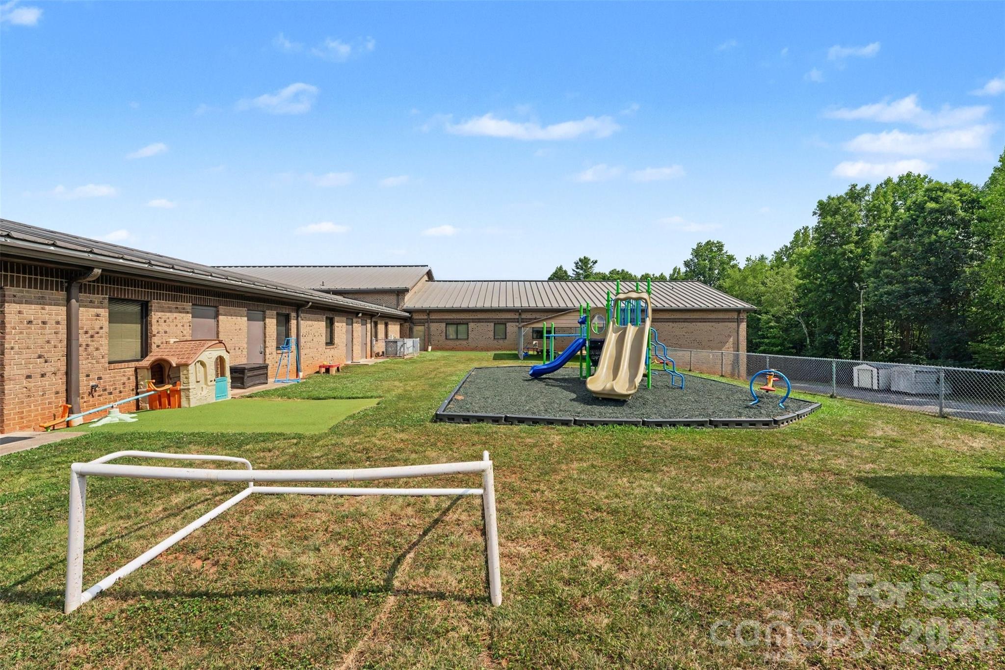 Special Purpose at 1855 6th Street SE, Hickory, photo 33 of 46