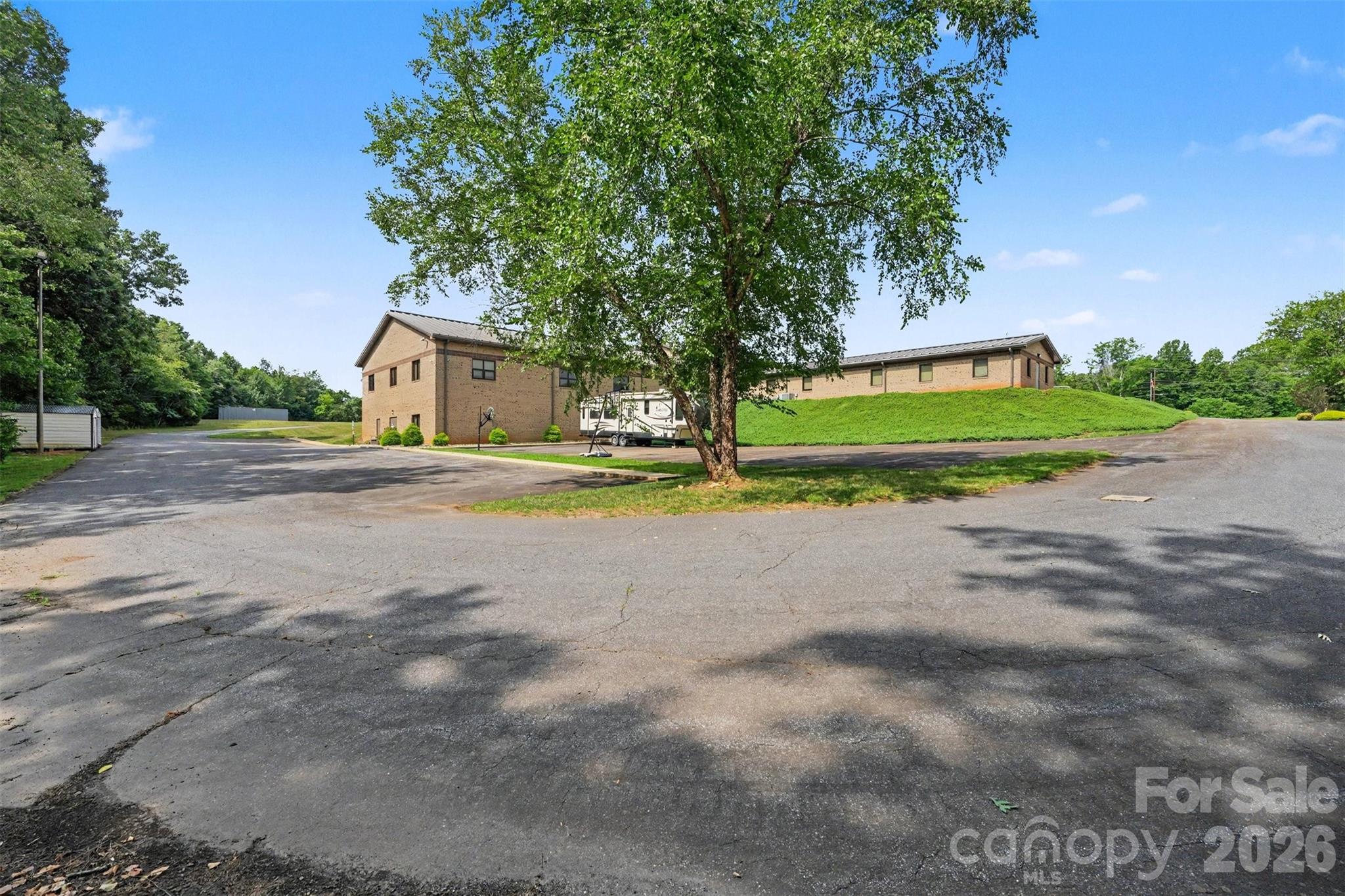 Special Purpose at 1855 6th Street SE, Hickory, photo 36 of 46