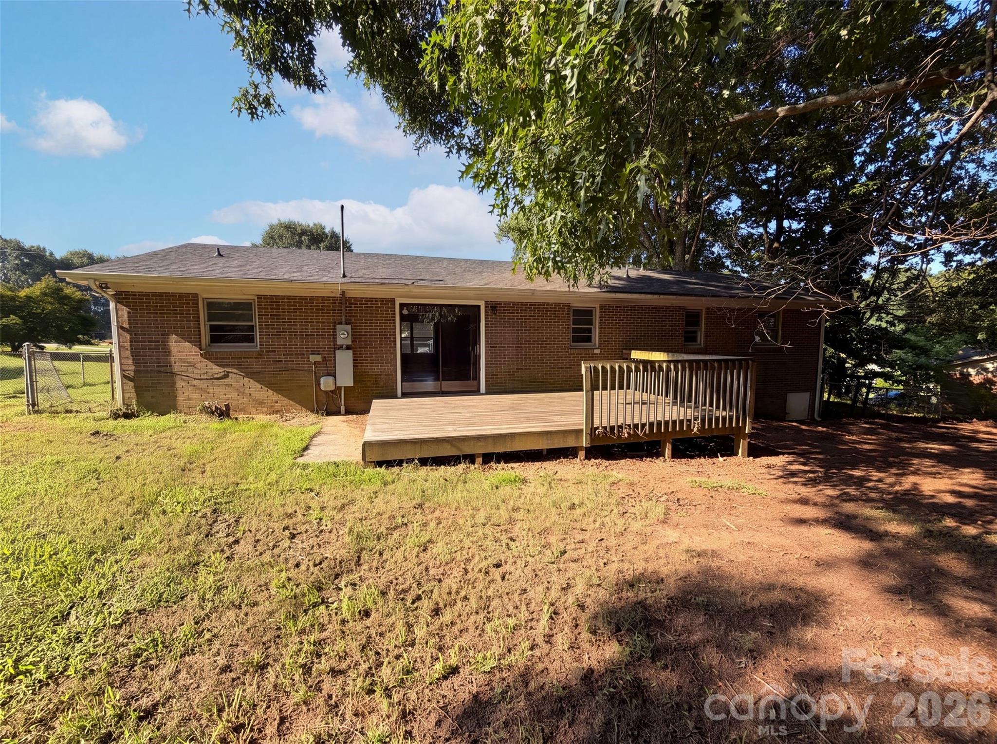 Single Family Residence at 120 Riley Road, Dallas, photo 5 of 16