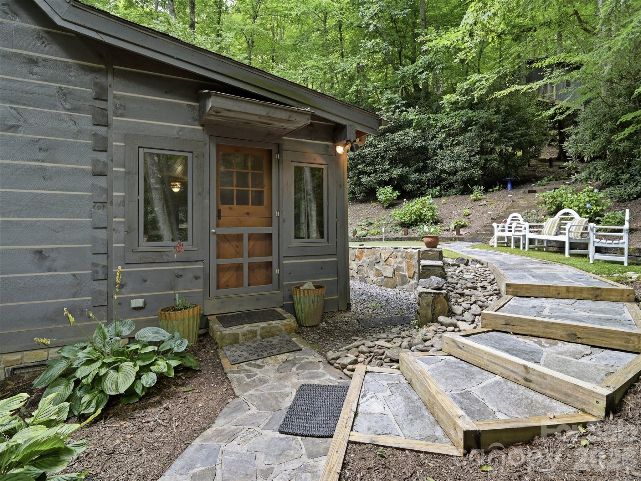 Single Family Residence at 6 Laurel Branch Drive, Black Mountain, photo 4 of 48