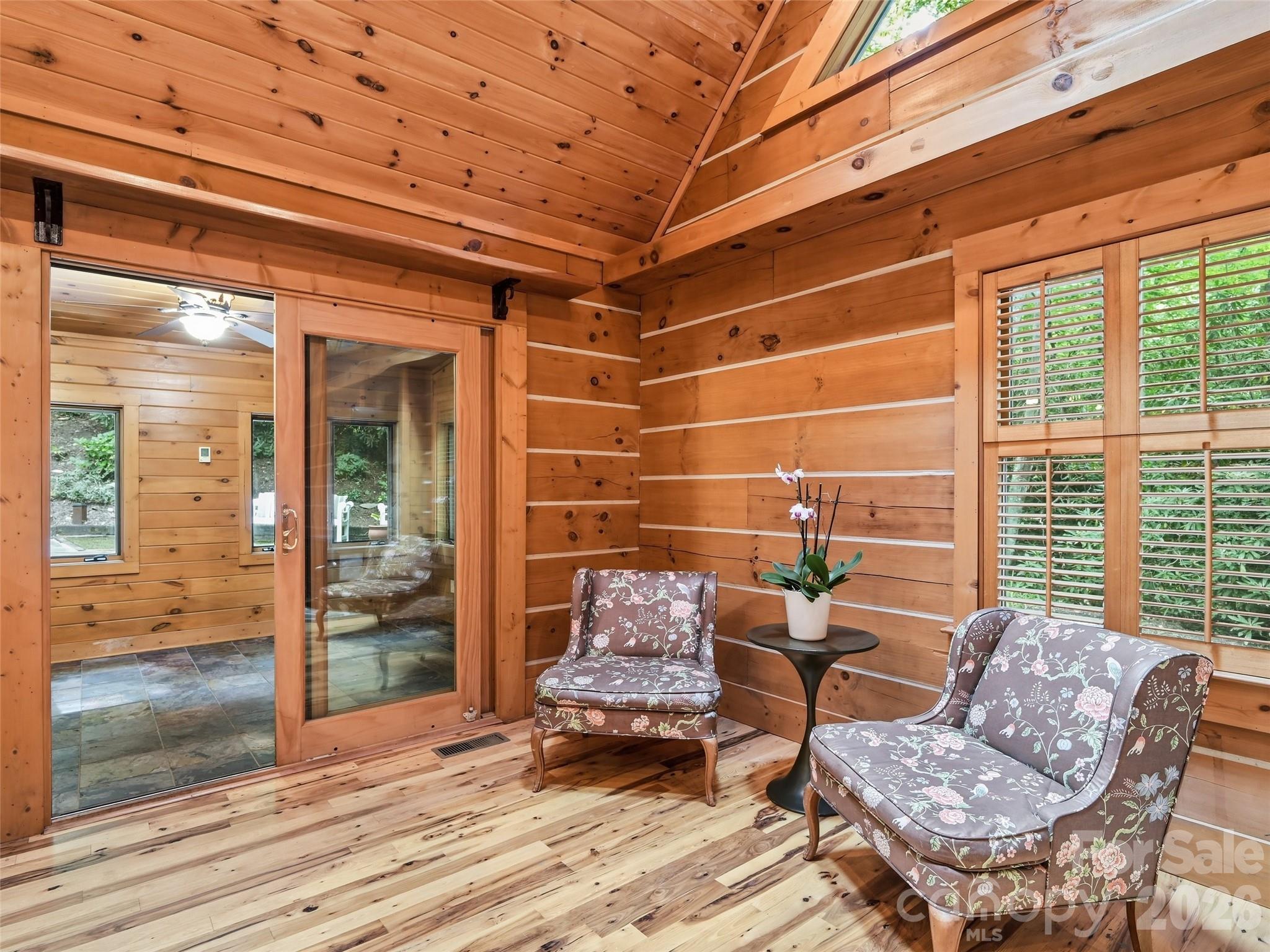 Single Family Residence at 6 Laurel Branch Drive, Black Mountain, photo 18 of 48