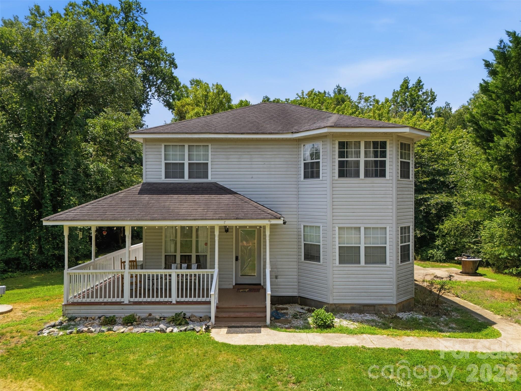 Single Family Residence at 154 Reep Road, Kings Mountain, photo 3 of 37