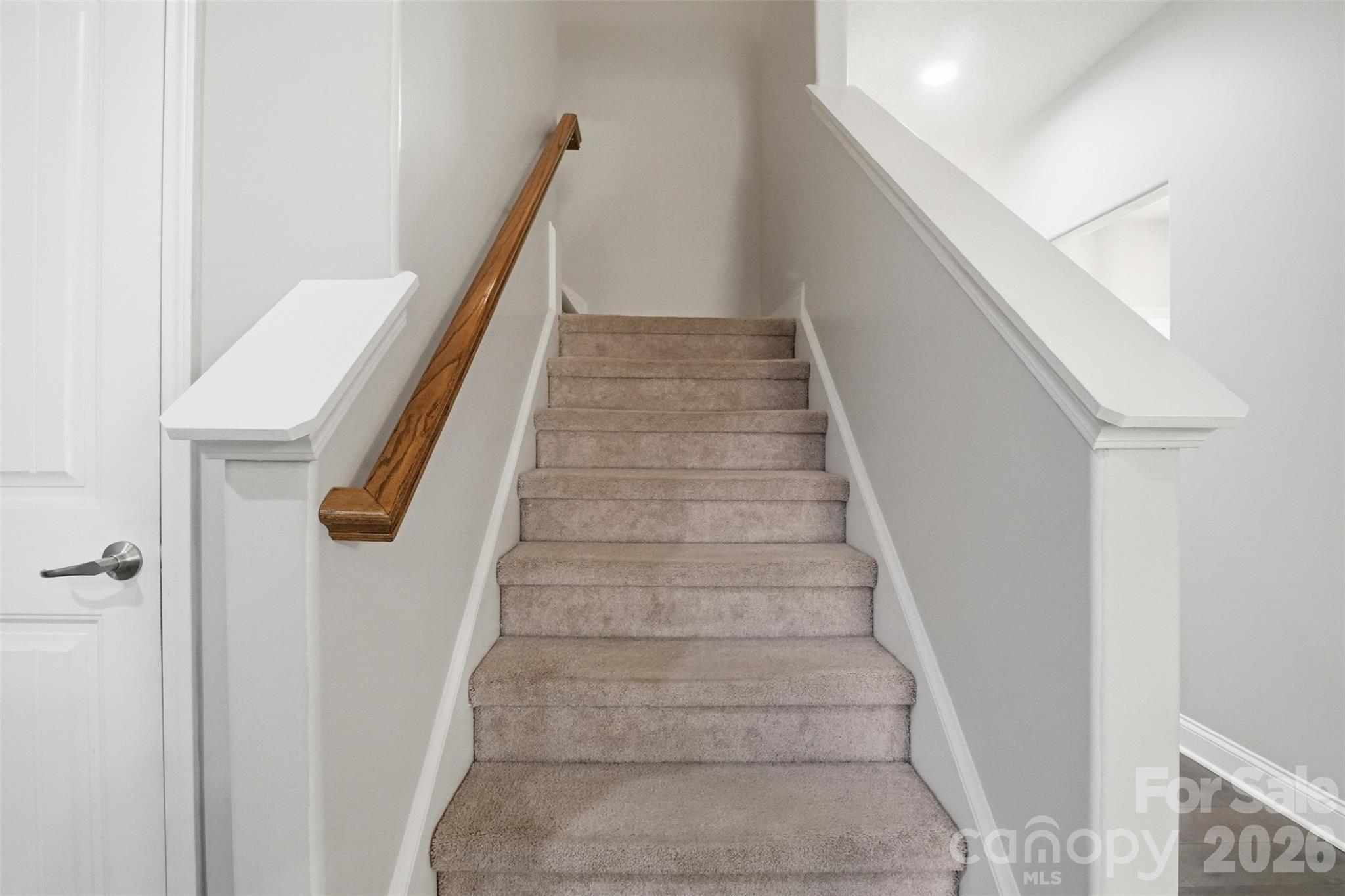Stairs takes you to 4 other bedrooms, 1 jack-n-jill bathroom and another ensuite bathroom plus large bonus room! - 835 Estuary Court, Rock Hill