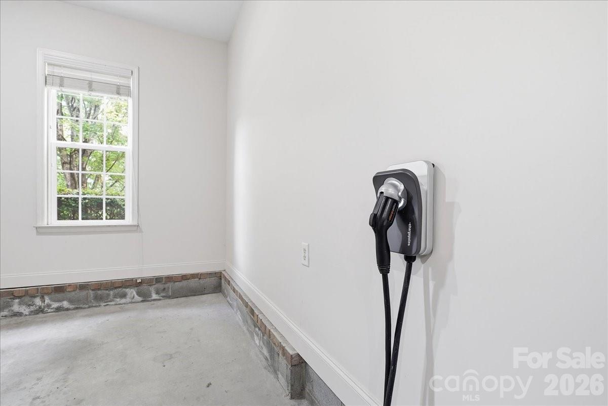 EV Charger - 6055 Latta Springs Circle, Huntersville