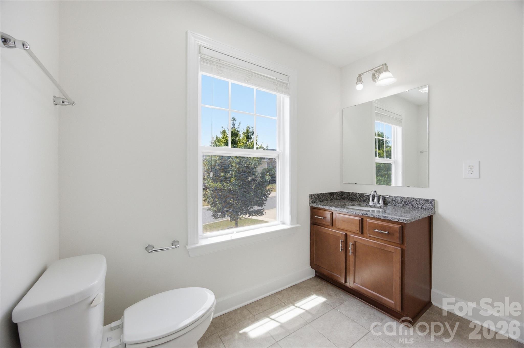 Full bathroom (2nd floor hallway) - 423 Fischer Road, Fort Mill