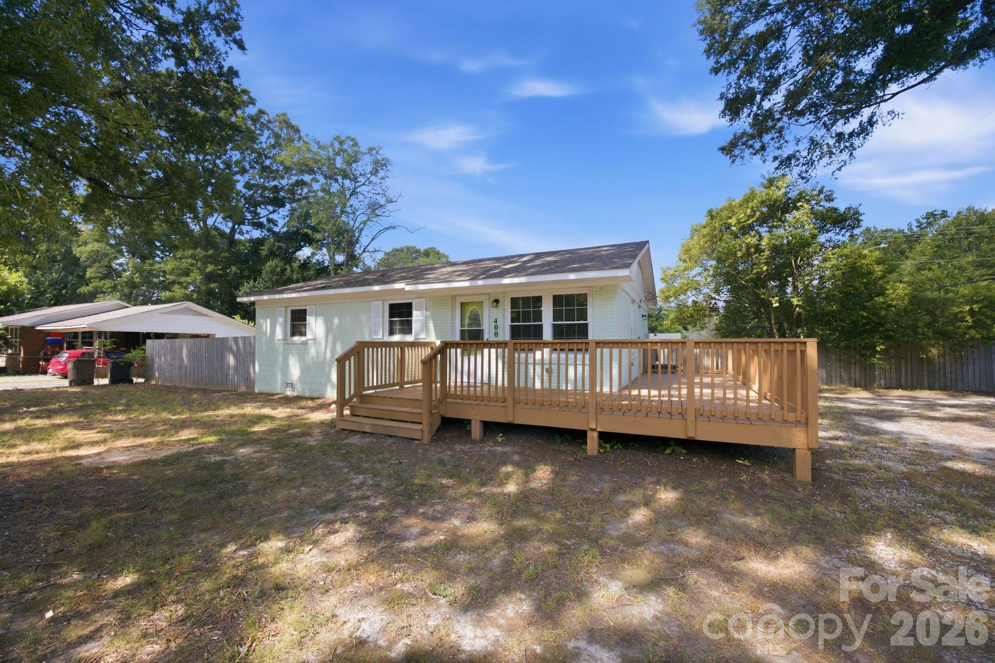 Single Family Residence at 400 Olin Drive, Waxhaw, photo 5 of 40