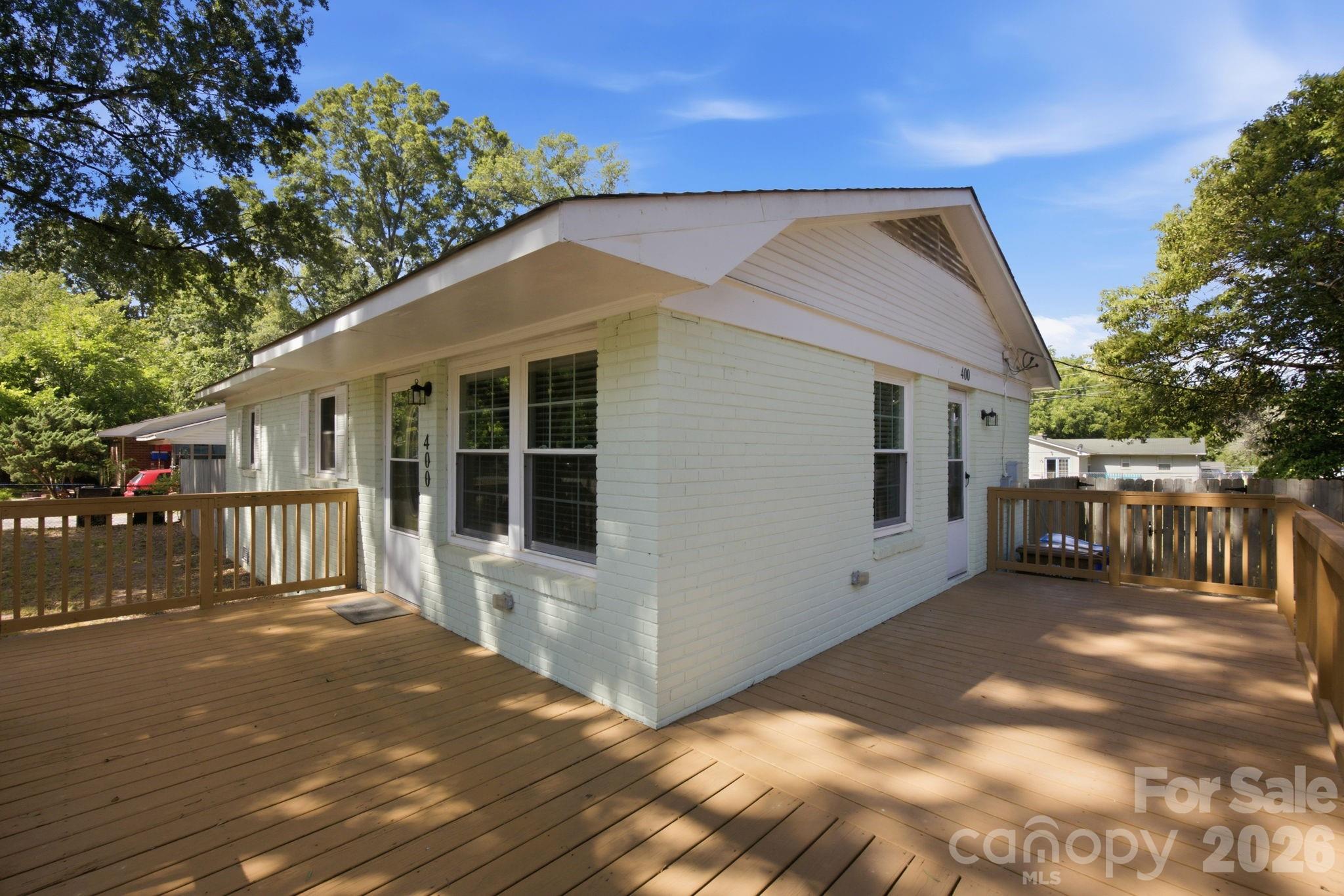 Single Family Residence at 400 Olin Drive, Waxhaw, photo 6 of 40