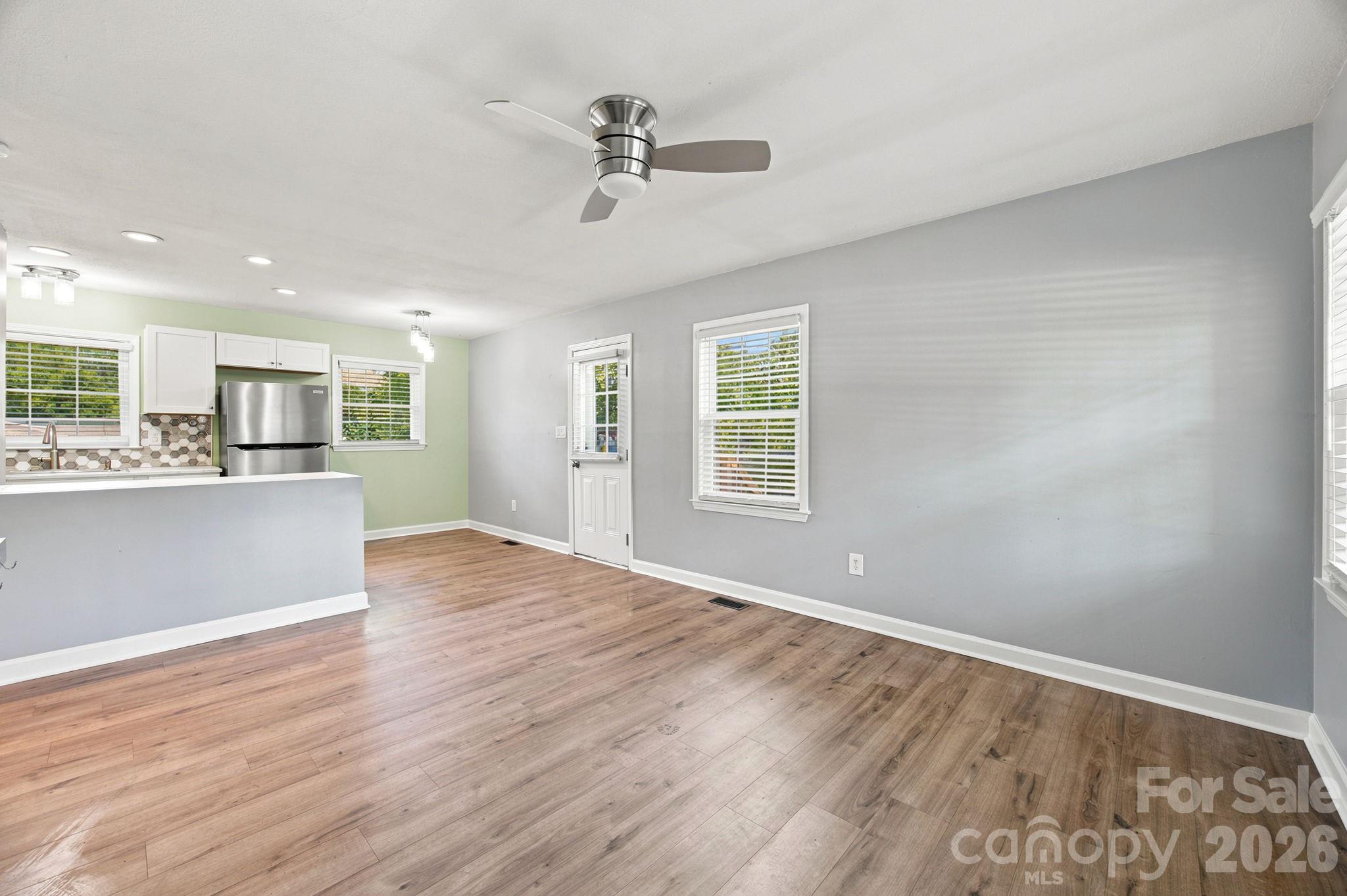 Single Family Residence at 400 Olin Drive, Waxhaw, photo 16 of 40