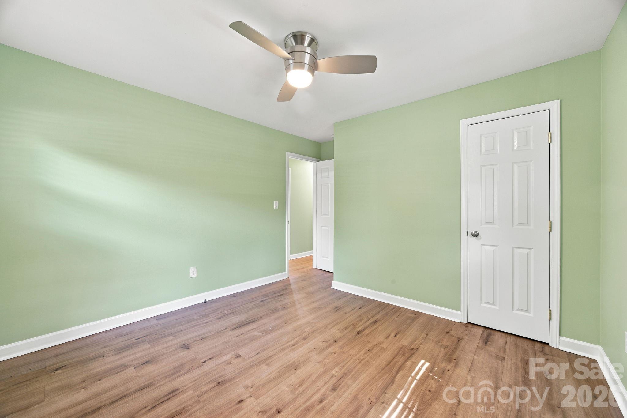 Single Family Residence at 400 Olin Drive, Waxhaw, photo 23 of 40