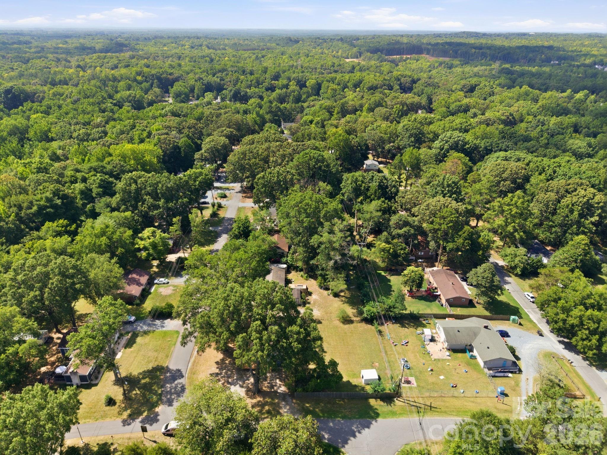 Single Family Residence at 400 Olin Drive, Waxhaw, photo 34 of 40