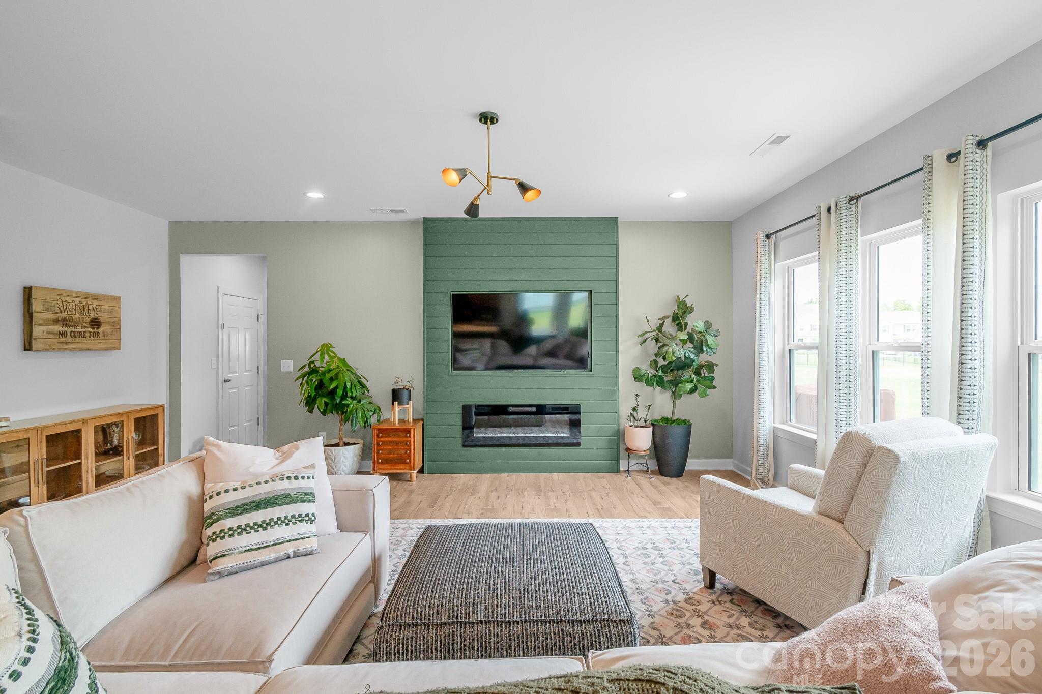 Spacious Living Room - 1046 Stone Marker Drive, Monroe