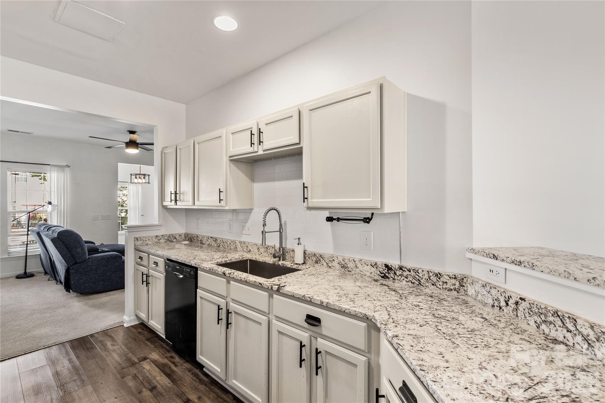 Townhouse at 961 Coolsprings Lane, Rock Hill, photo 16 of 38