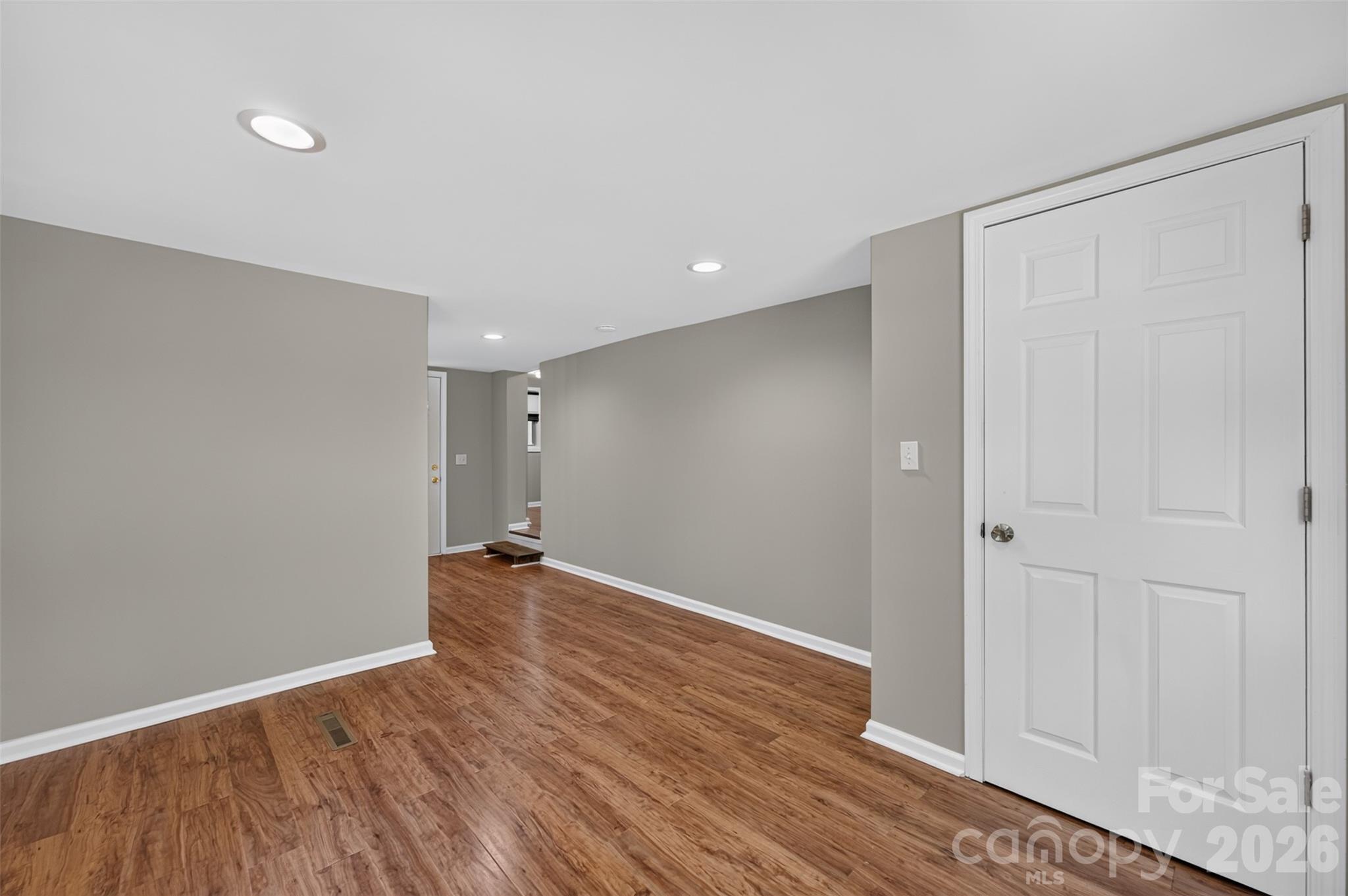 Primary bedroom - 620 10th Street Boulevard NW, Hickory