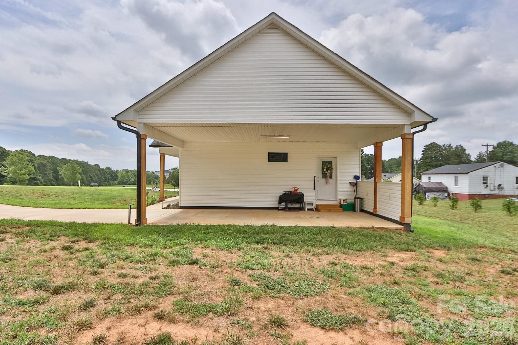 Single Family Residence at 1307 Unifi Industrial Drive, Yadkinville, photo 30 of 35