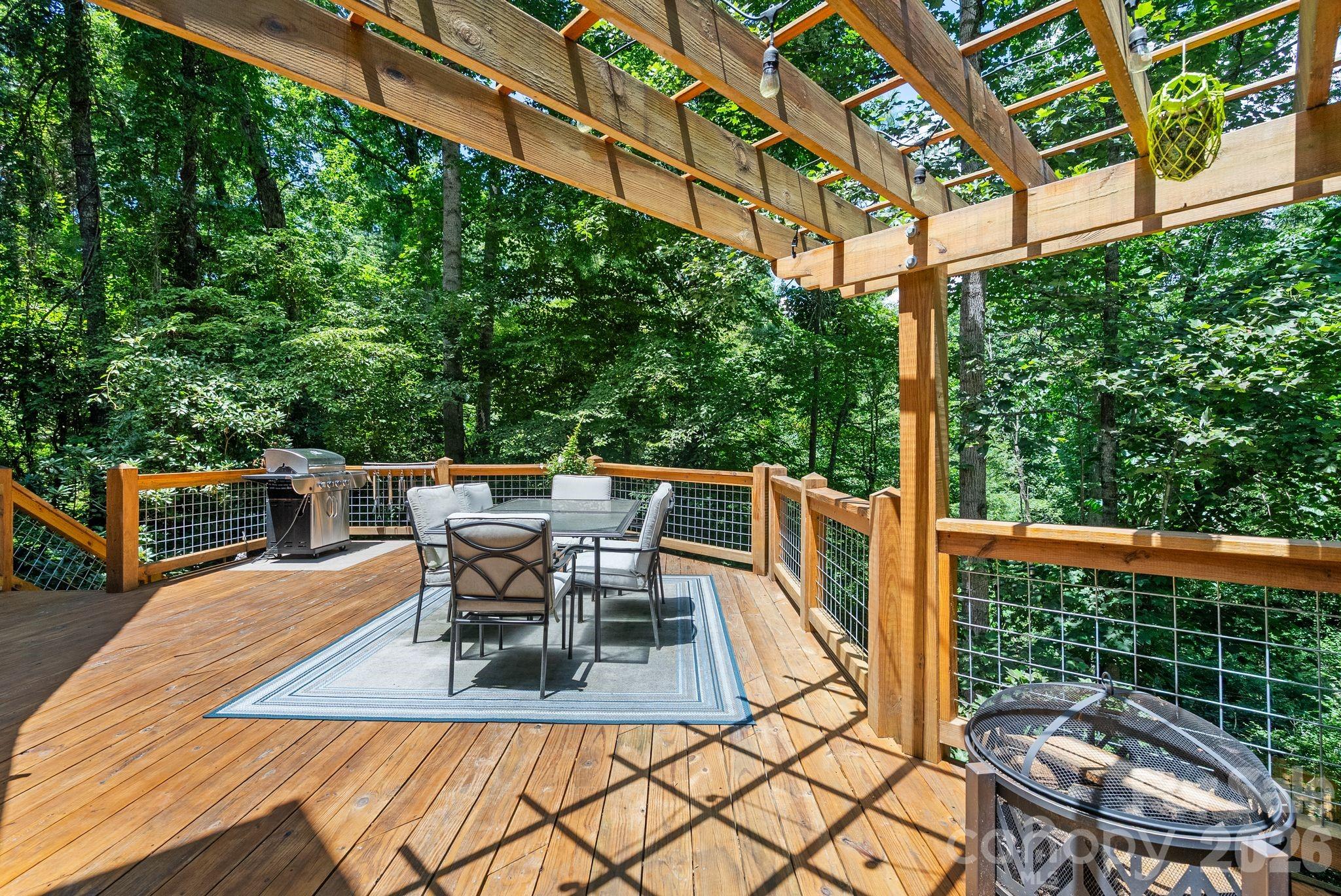 Single Family Residence at 15 Forest Ridge Lane, Weaverville, photo 7 of 48