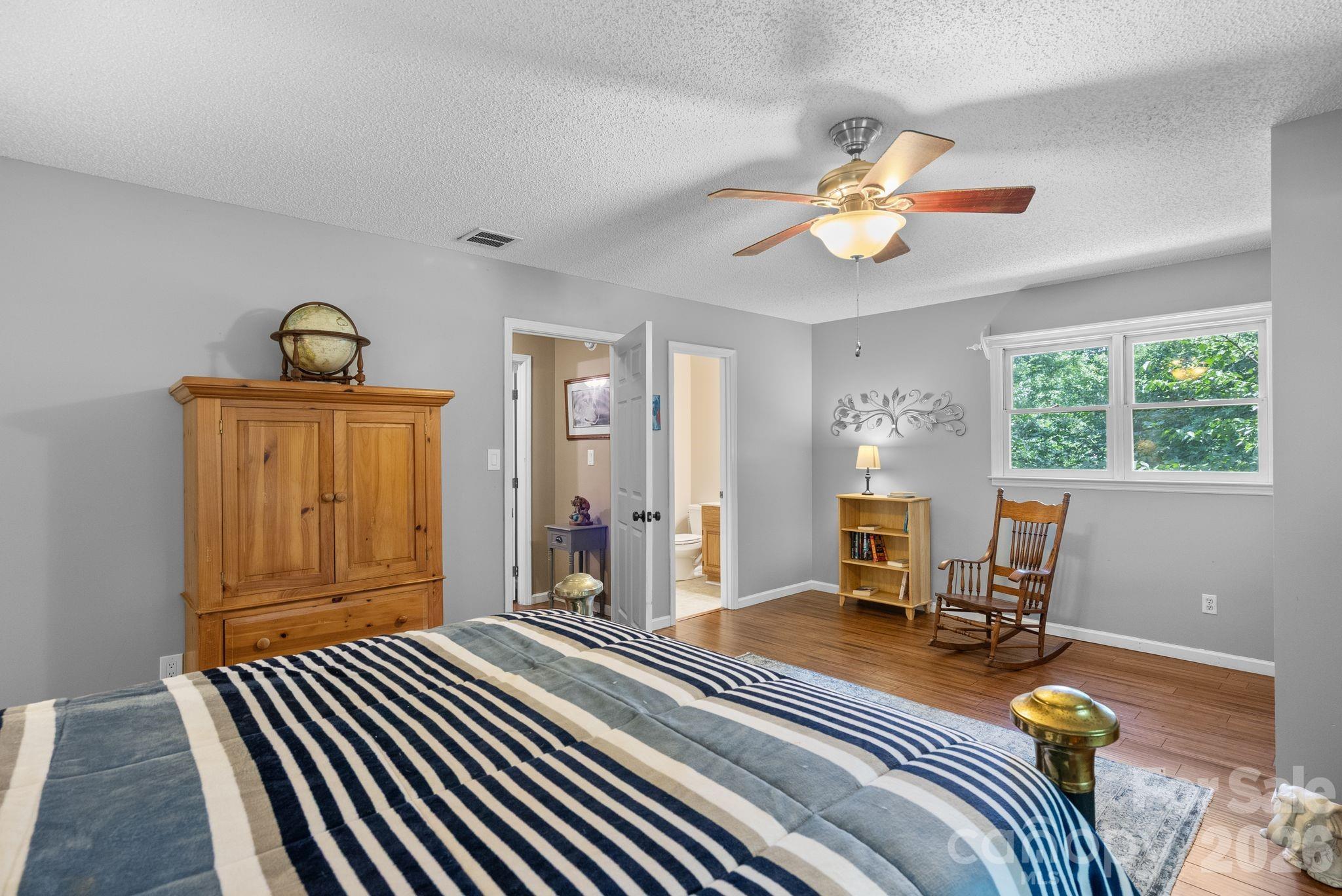 2nd Level Bedroom - 15 Forest Ridge Lane, Weaverville