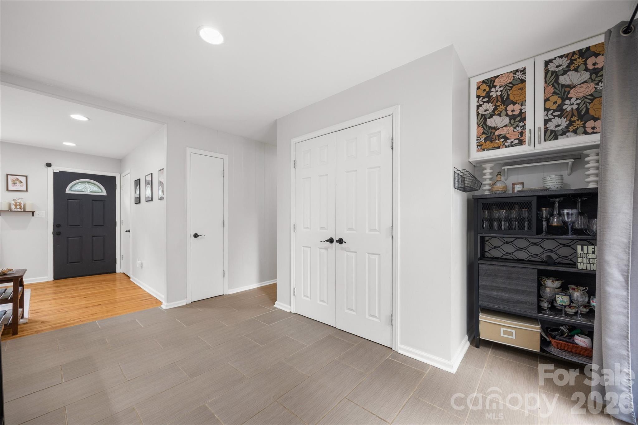 Single Family Residence at 1537 Mcgill Street, Rock Hill, photo 13 of 28