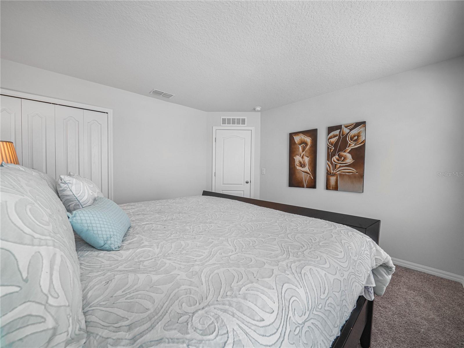 Single Family Residence at 184 WHIRLAWAY DR, DAVENPORT, photo 32 of 45