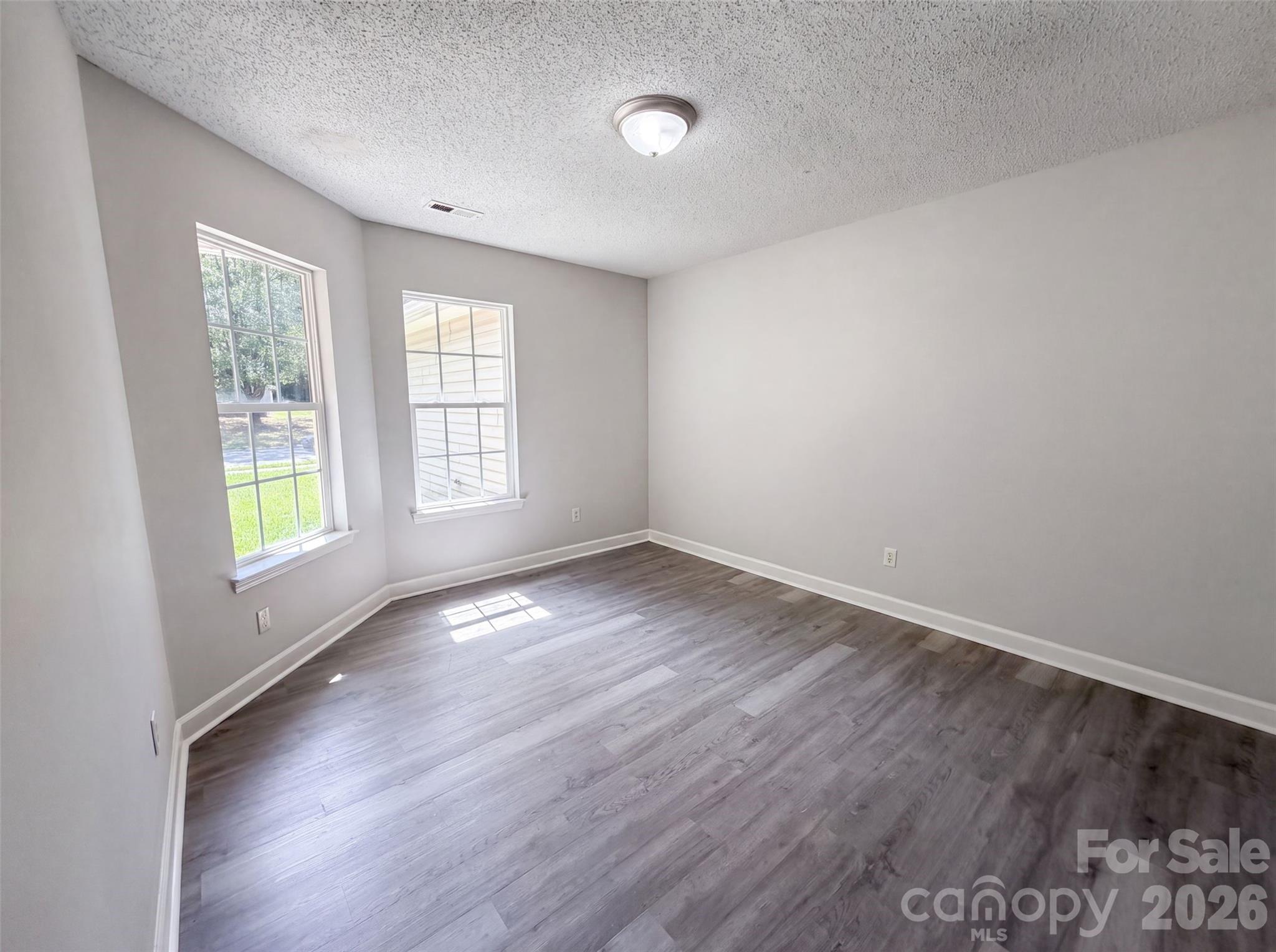 Single Family Residence at 2223 Mancke Drive, Rock Hill, photo 4 of 15