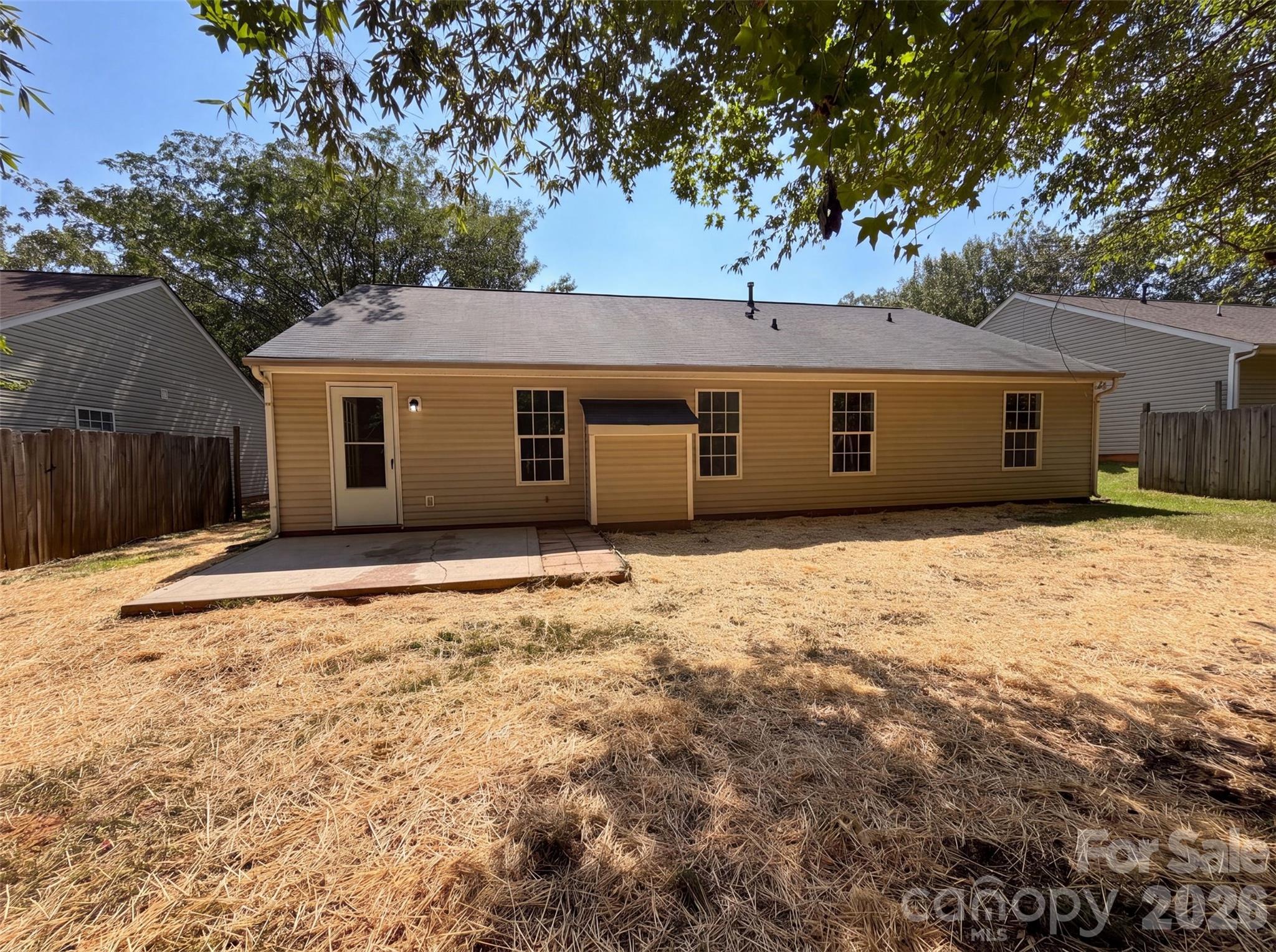 Single Family Residence at 2223 Mancke Drive, Rock Hill, photo 5 of 15
