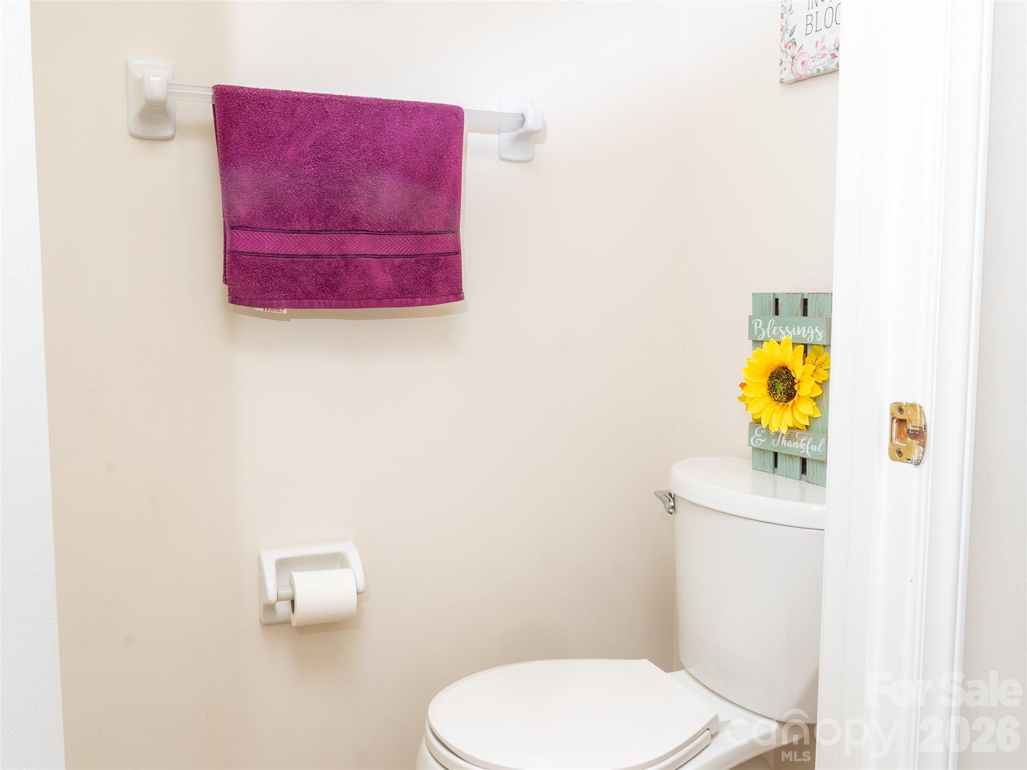 Half Bath - 9718 Old Gate Drive, Matthews