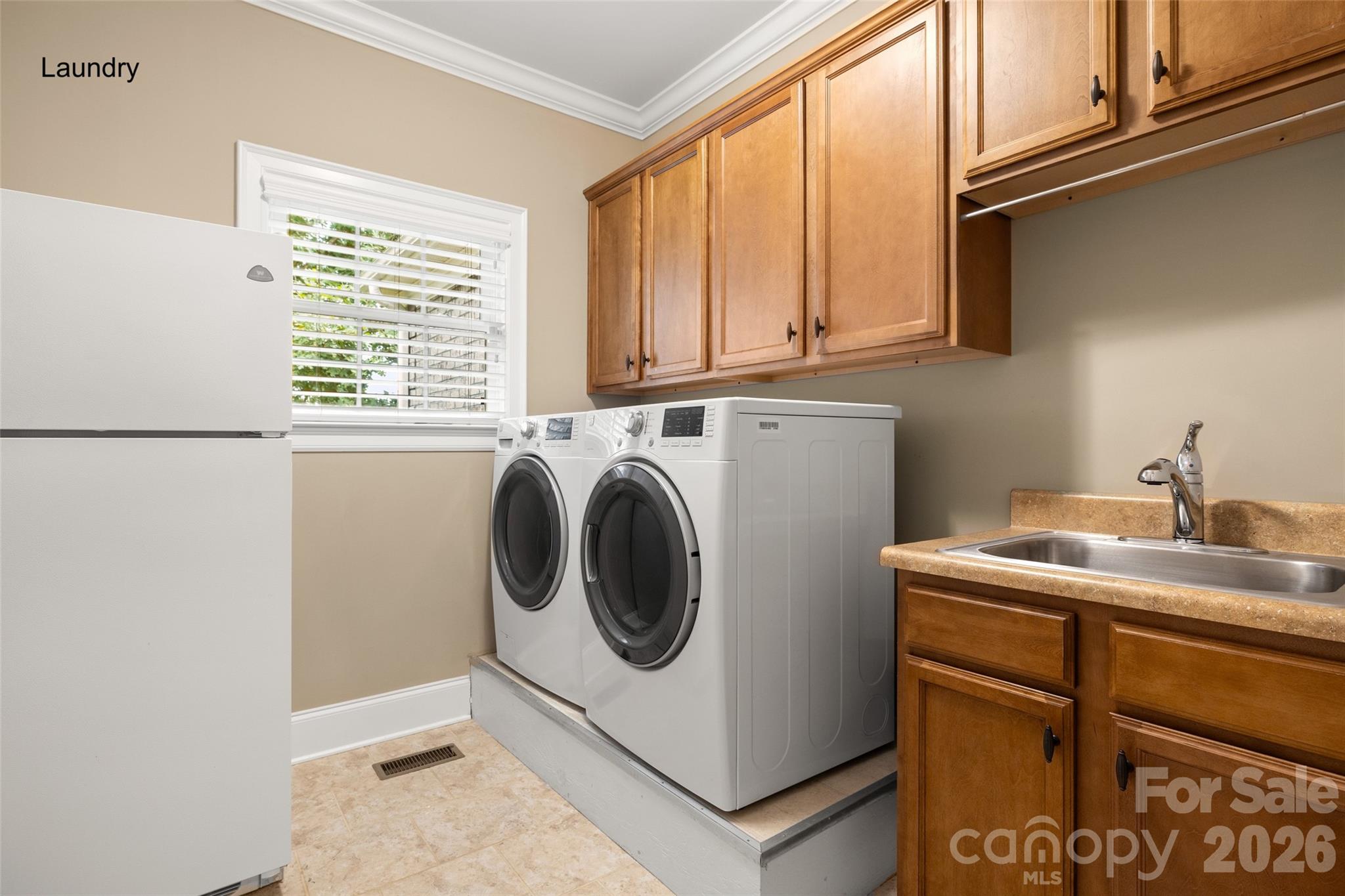 Laundry - 1012 Catawba Shores Drive, Rock Hill