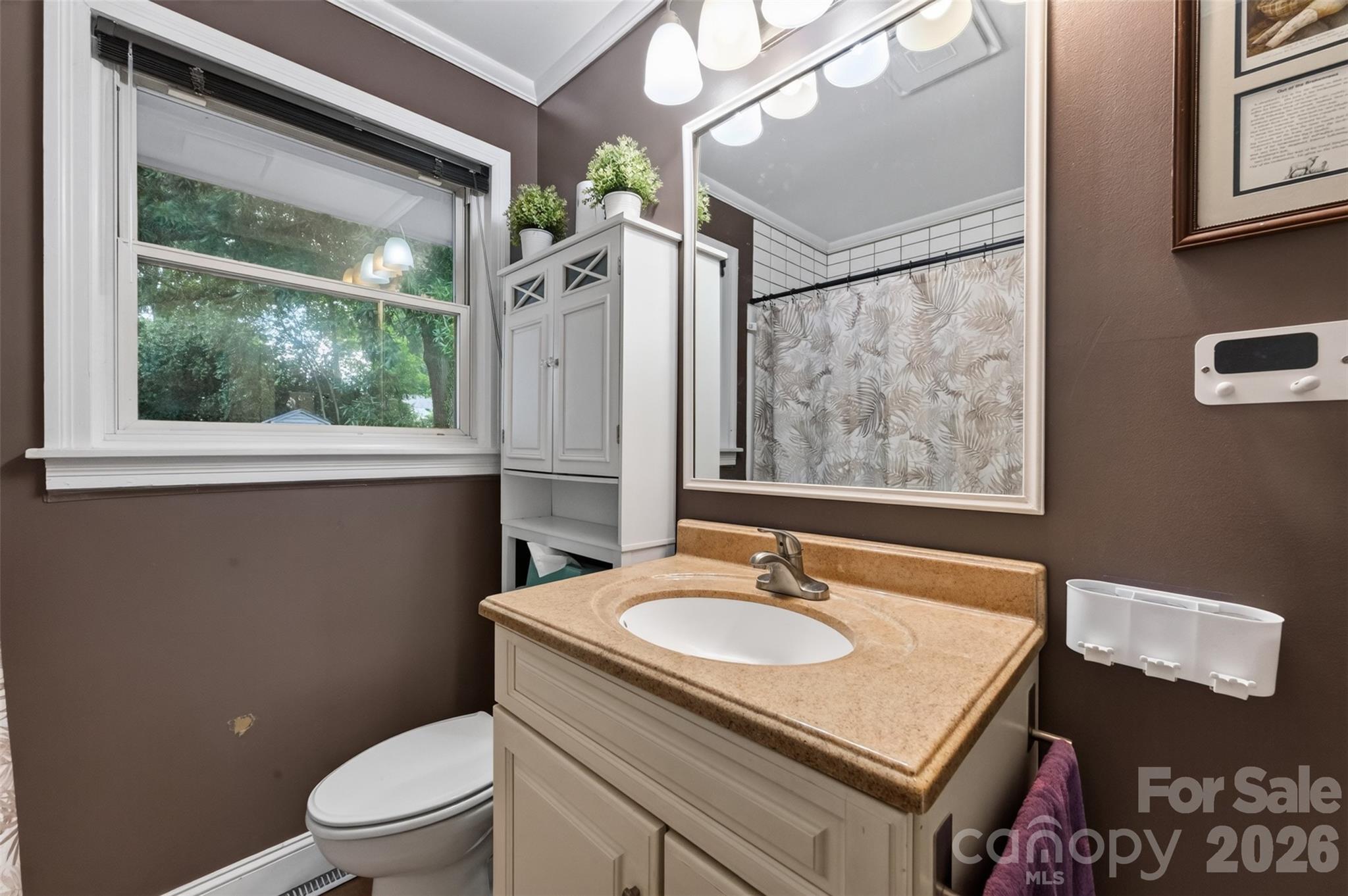 Single Family Residence at 1103 Holmes Avenue, Salisbury, photo 21 of 32