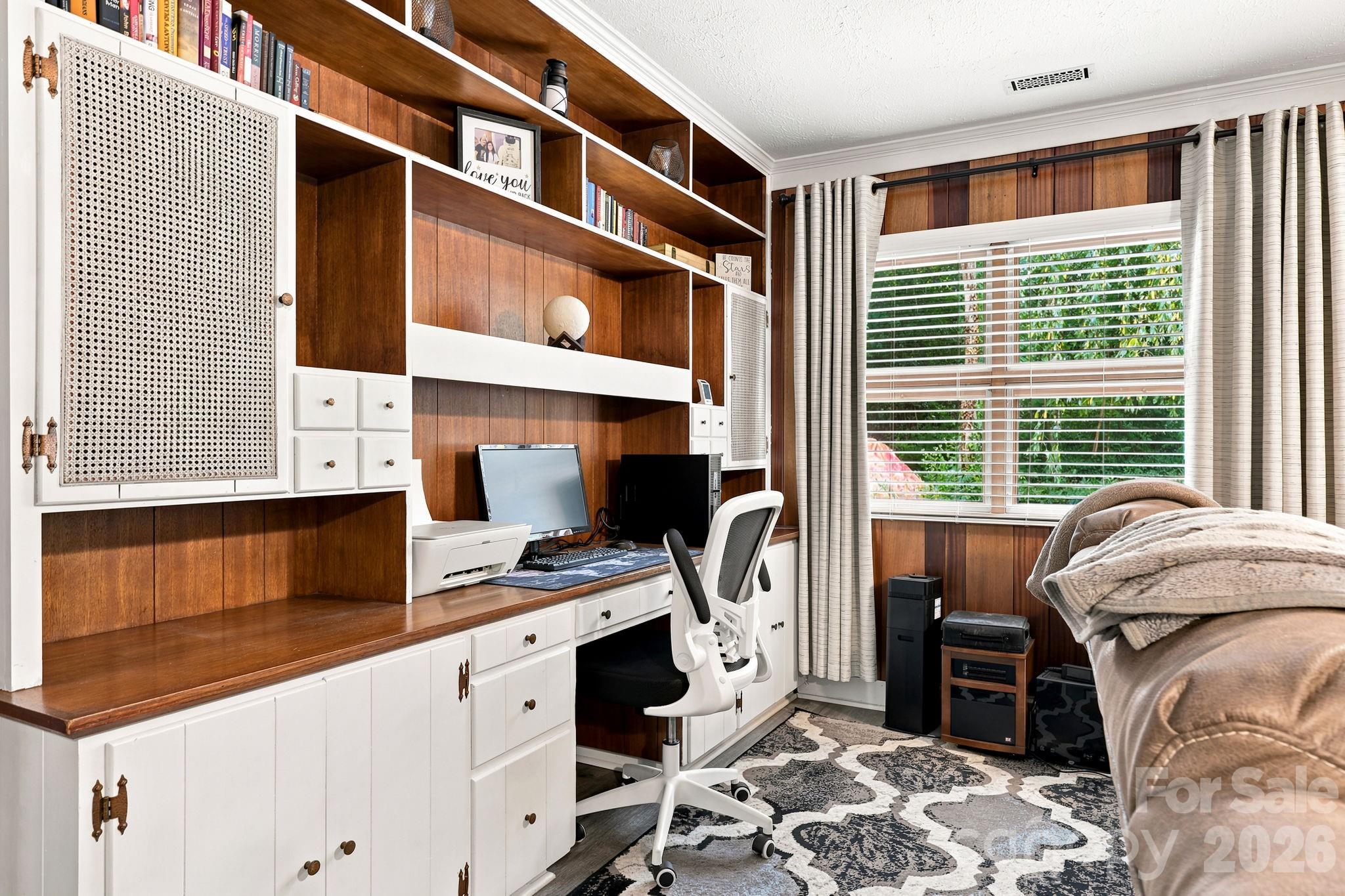 Single Family Residence at 138 Circle Drive, Thomasville, photo 3 of 36